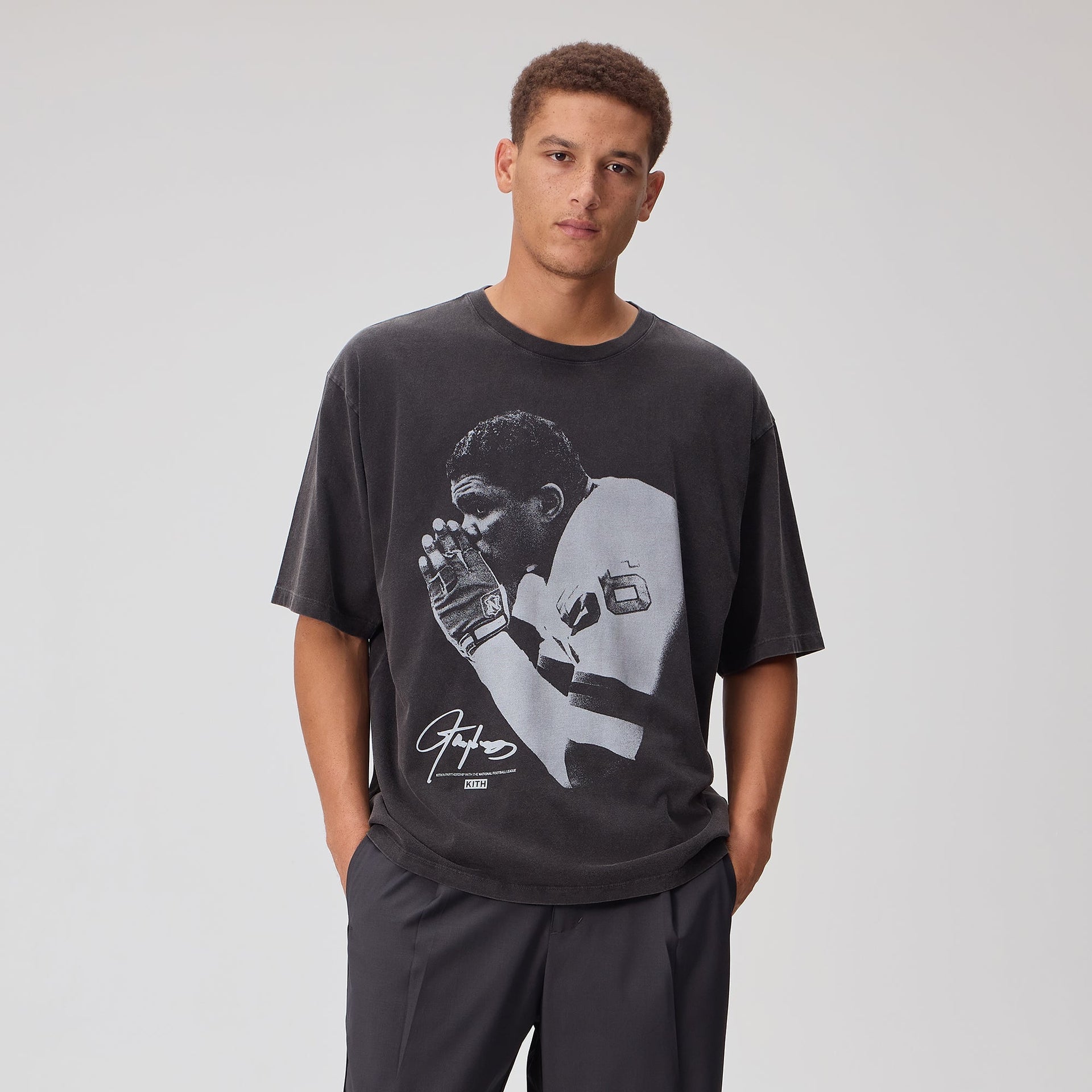 Kith for the NFL Lawrence Taylor Vintage Jones Tee - Black - PH