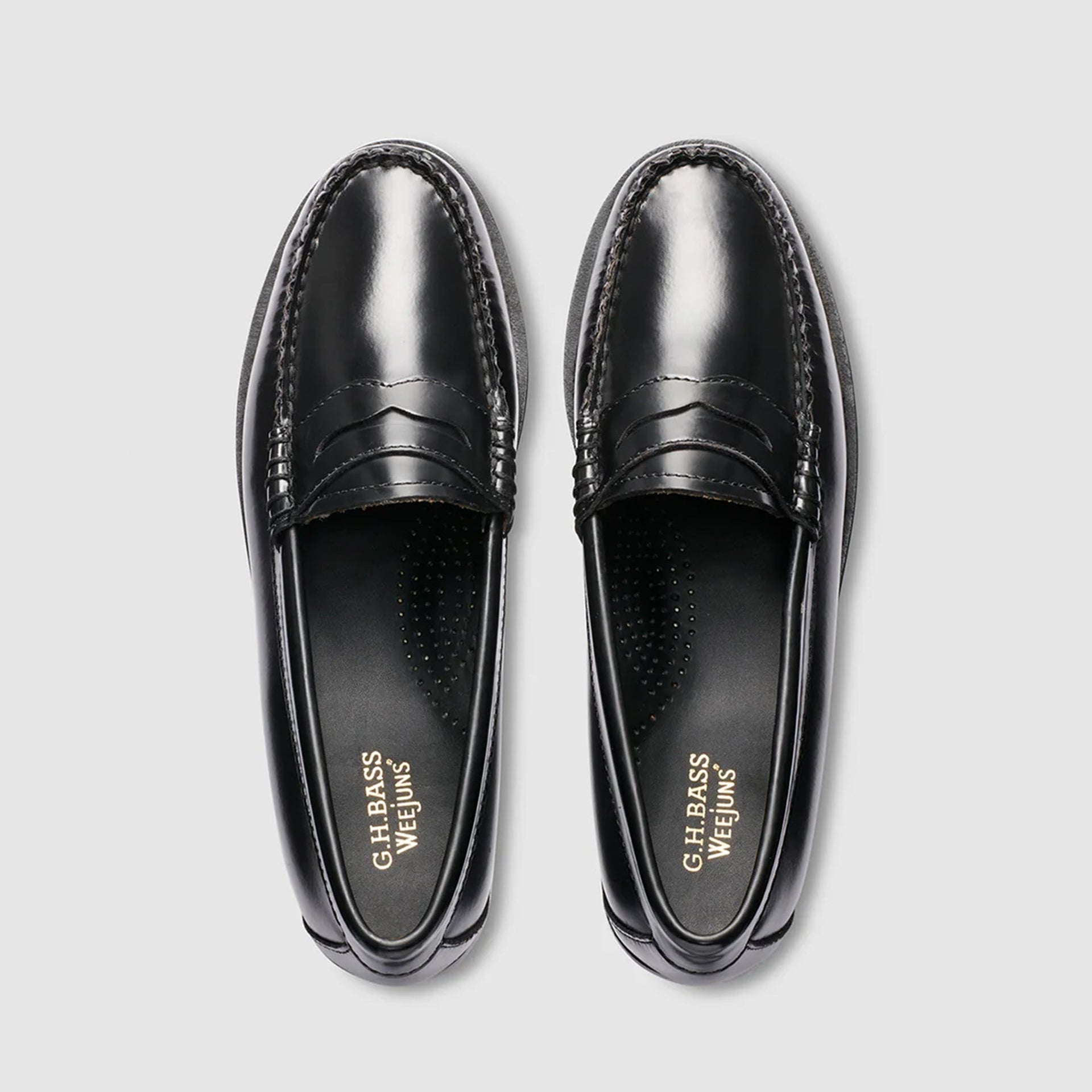 G.H. Bass WMNS Whitney Weejun Venetian Loafer - Black