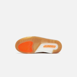 Nike WMNS Air Jordan 3 Tex - Dark Driftwood / Sail / Hemp / Velvet Brown / Brilliant Orange / White