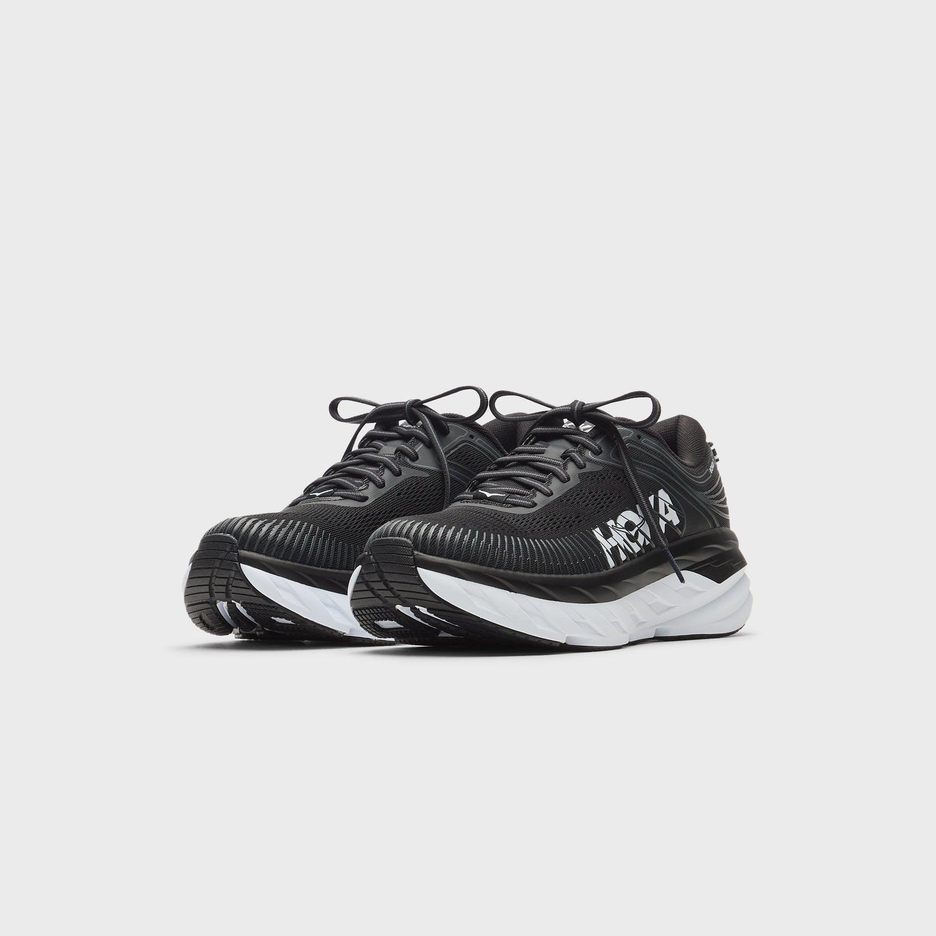 HOKA WMNS Bondi 7 - Black / White