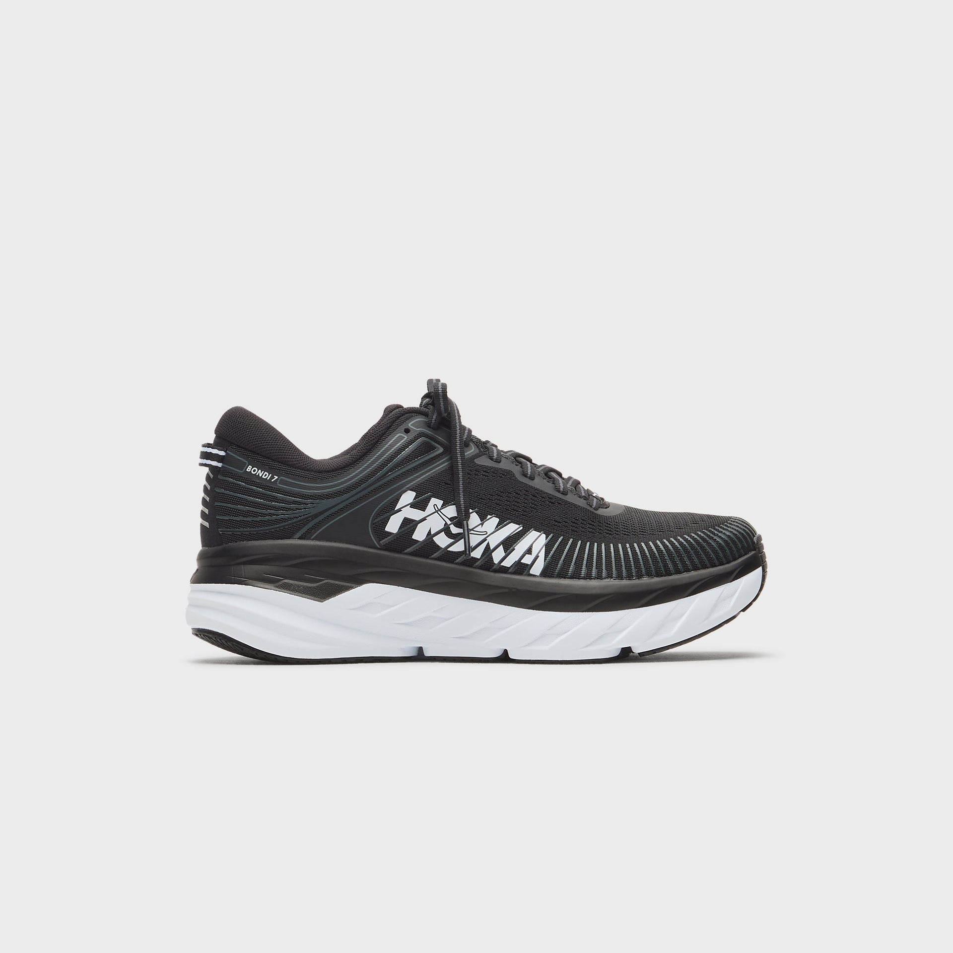 HOKA WMNS Bondi 7 - Black / White