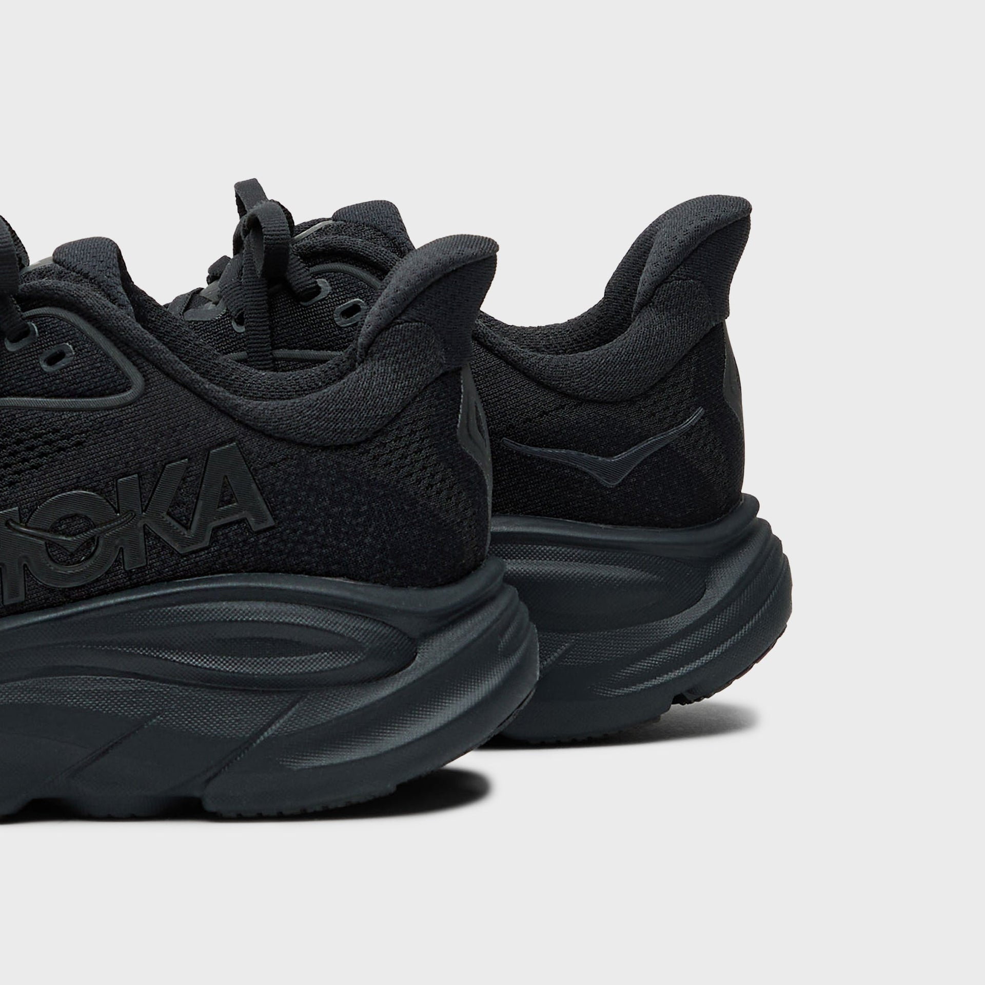 HOKA WMNS Clifton 10 - Black