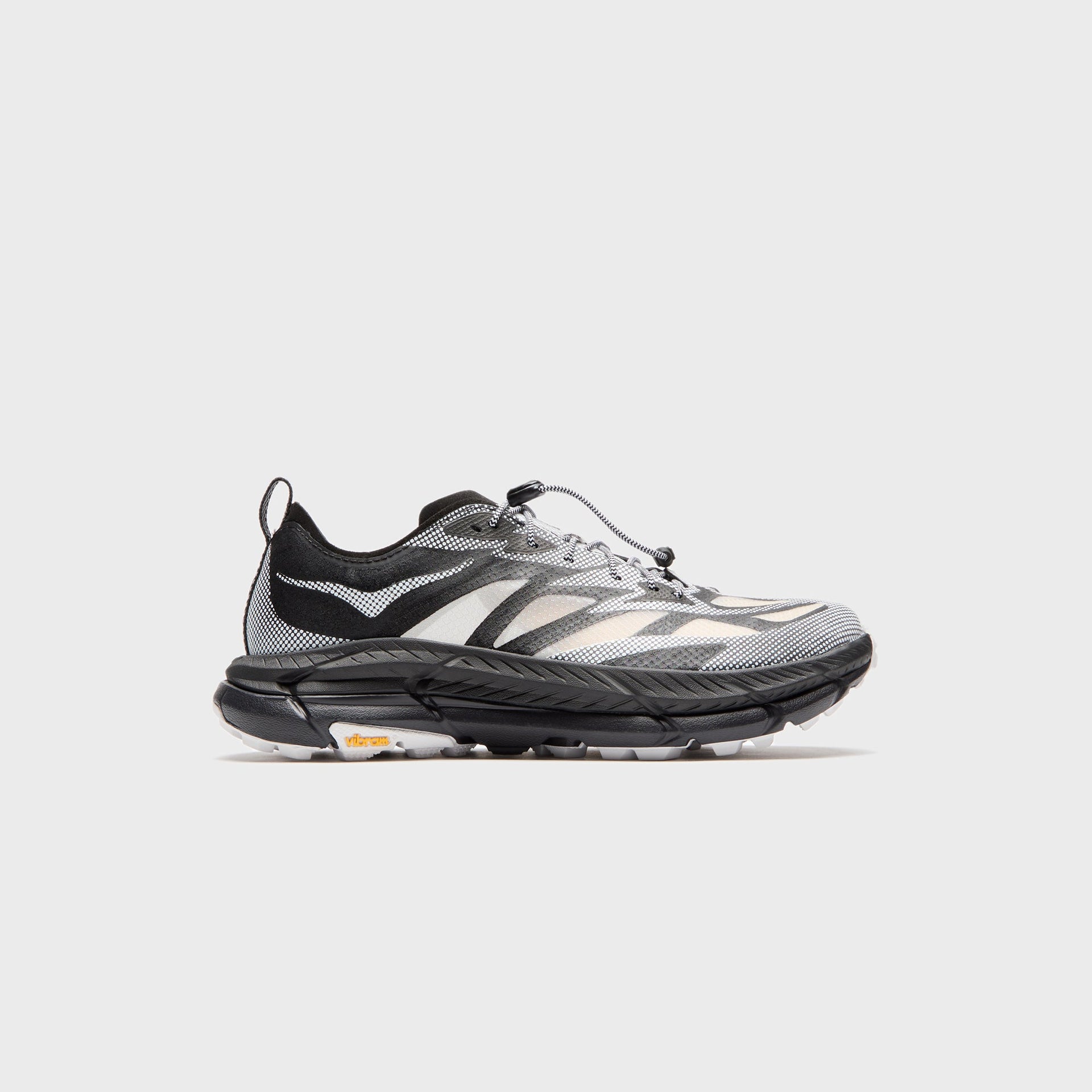 HOKA U Mafate Speed 4 Lite Ts - Black / White