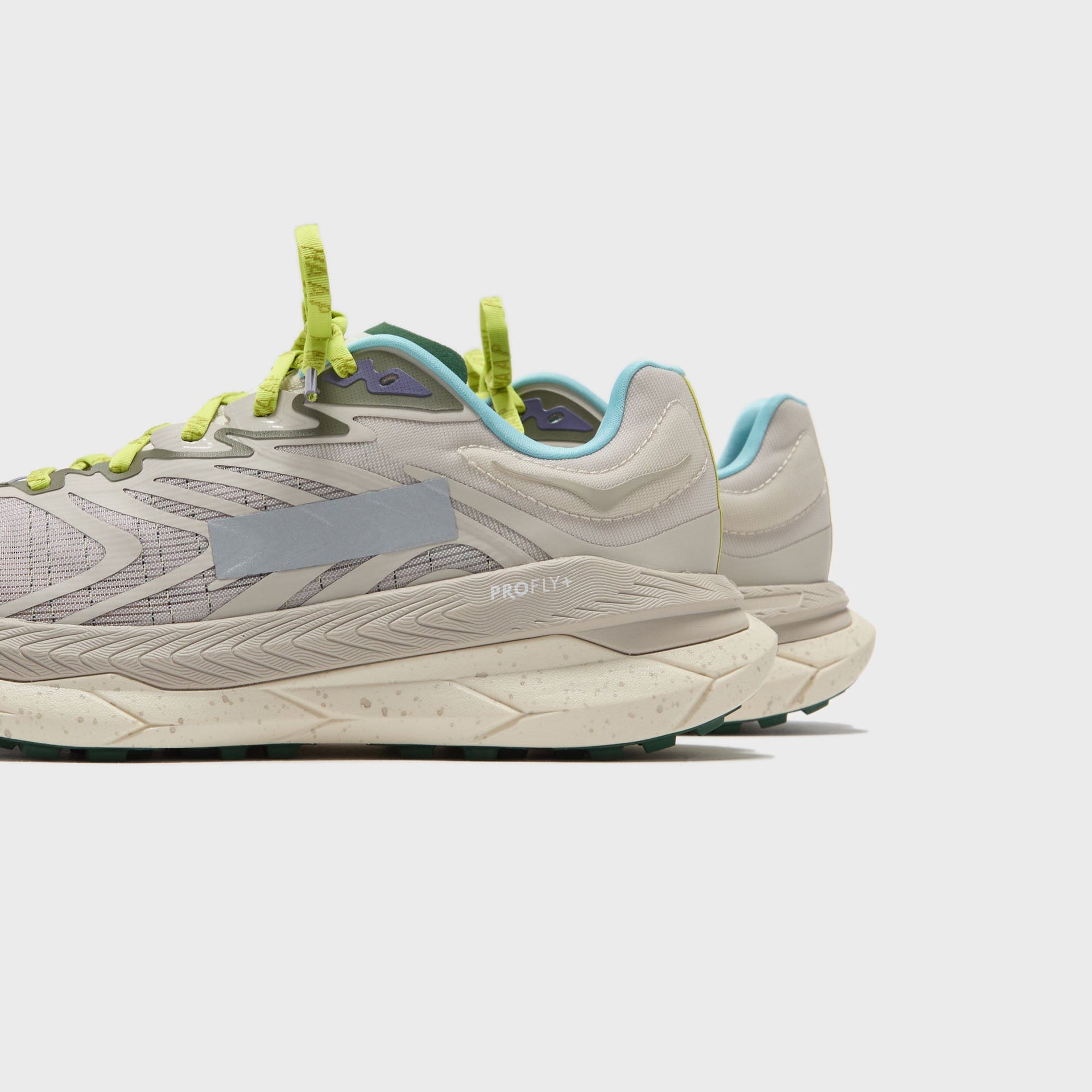 HOKA fiestawhite x MAAP Tecton X2 - Pumice Stone / Limeade