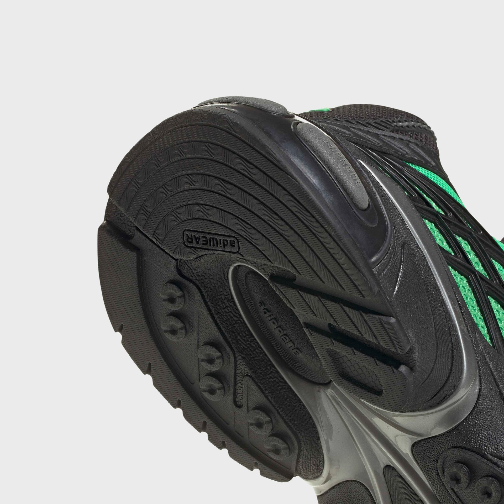 adidas Adistar XLG 2.0 - Semi Screaming Green / Core Black / Iron Metallic