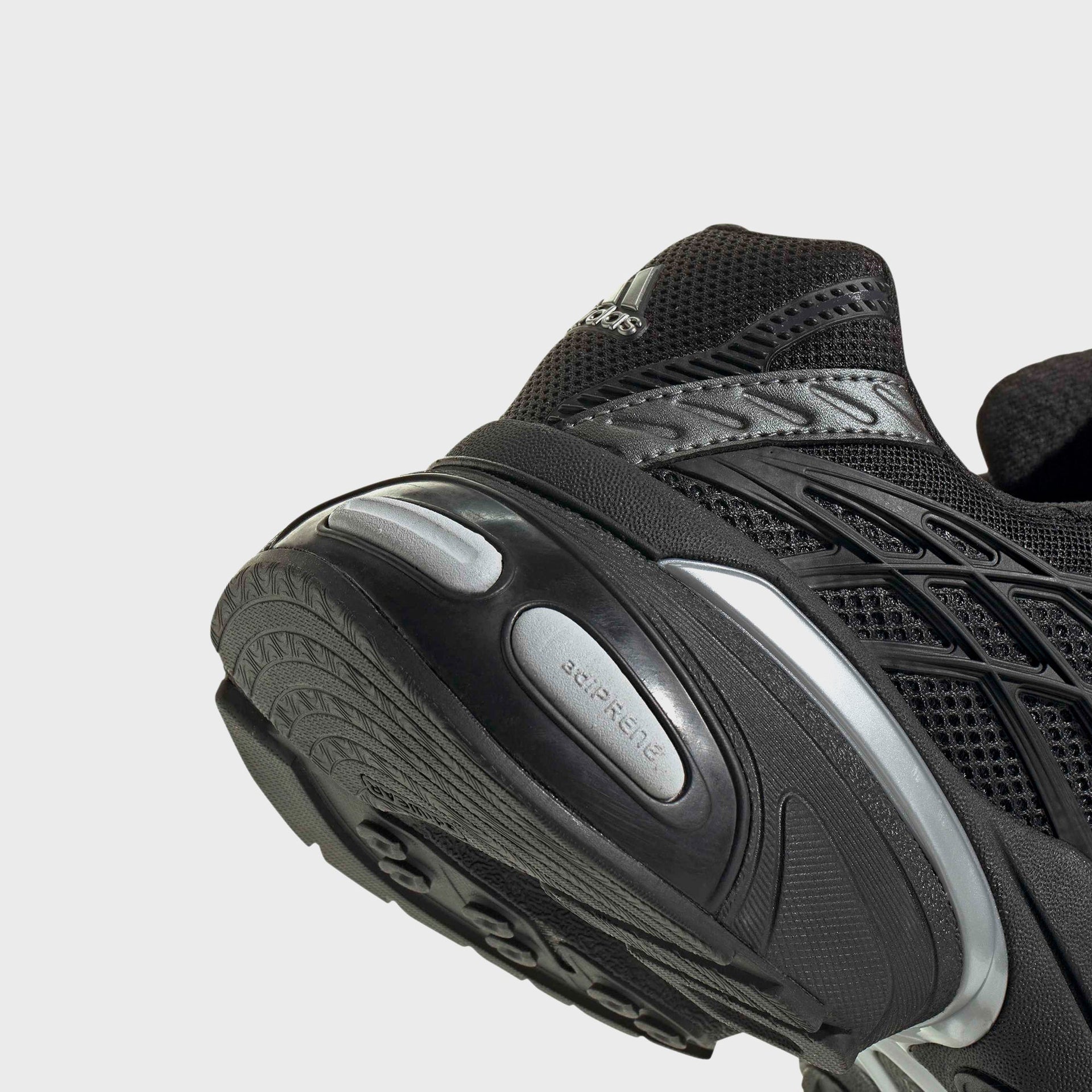 adidas Adistar XLG 2.0 - Core Black / Core Black / Silver Metallic