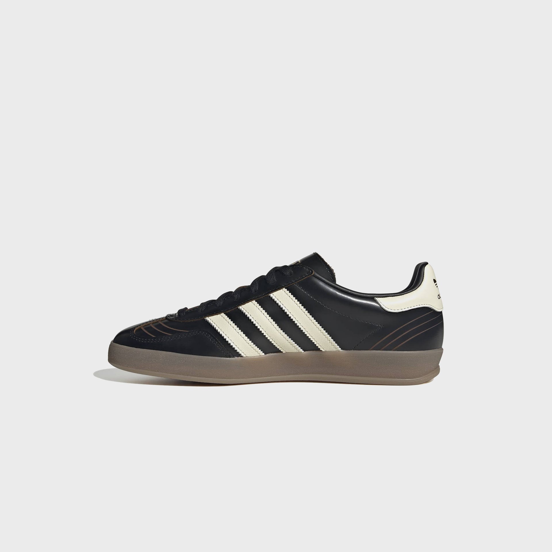 adidas Gazelle Indoor - Core Black / Cream White / Gum4