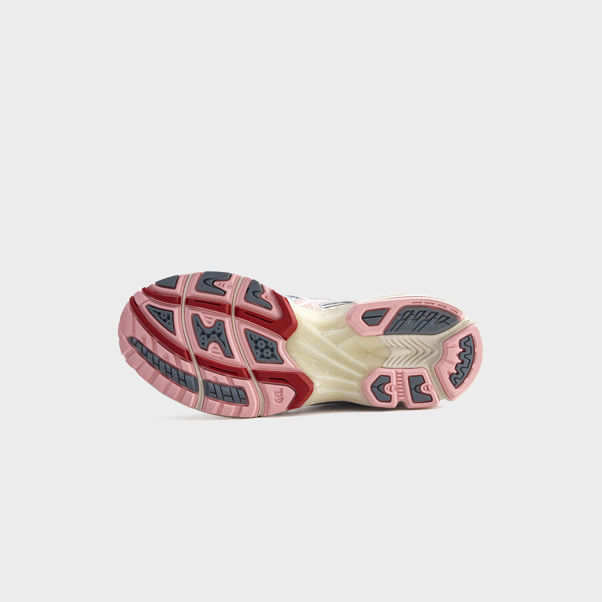 ASICS GEL-Nimbus 10.1 ストロベリークリーム 26cm asics GEL-NIMBUS 10.1 atmos STRAWBERRY CREAM/STRAWBERRY