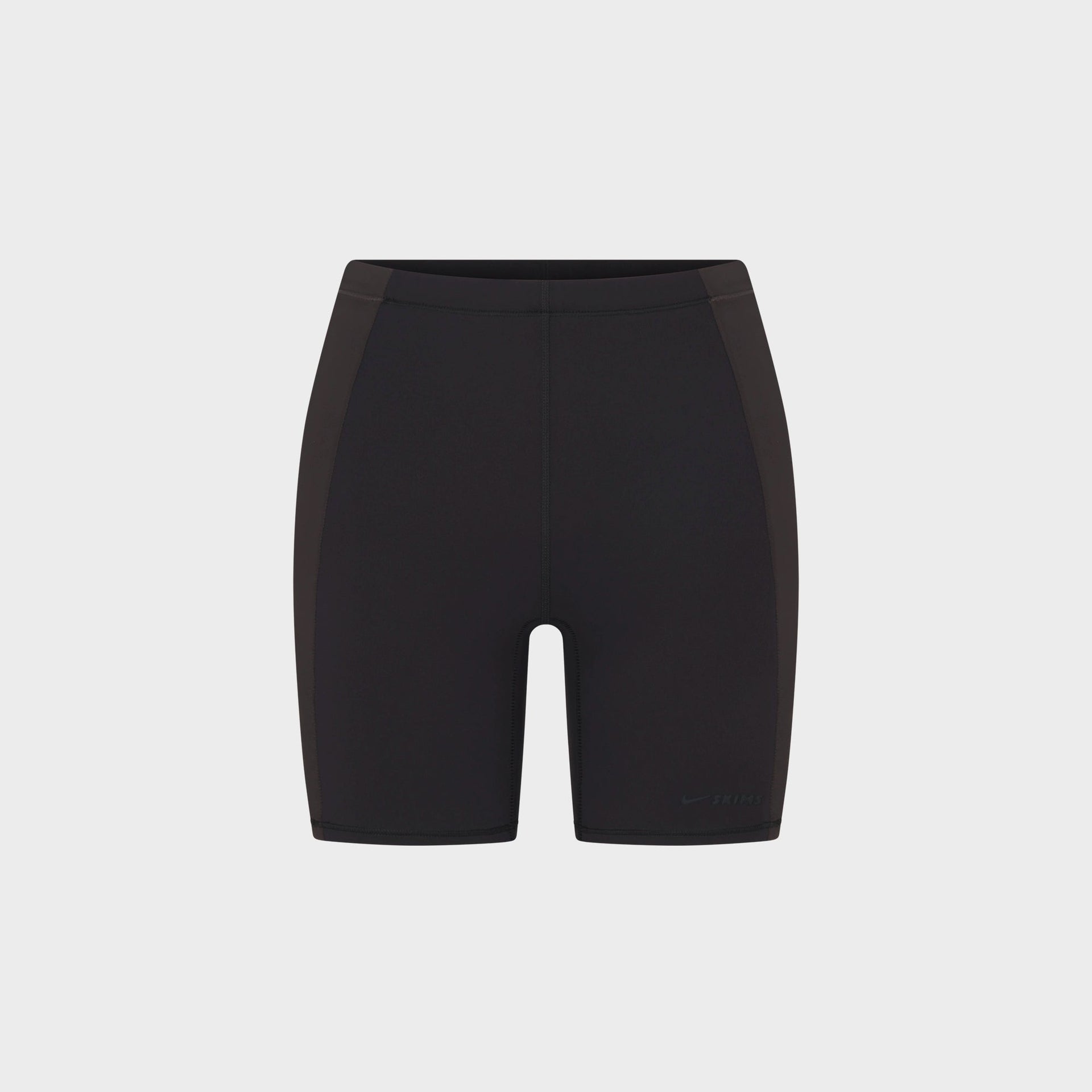 NikeSKIMS Matte Shine Mix Short - Obsidian / Igneous