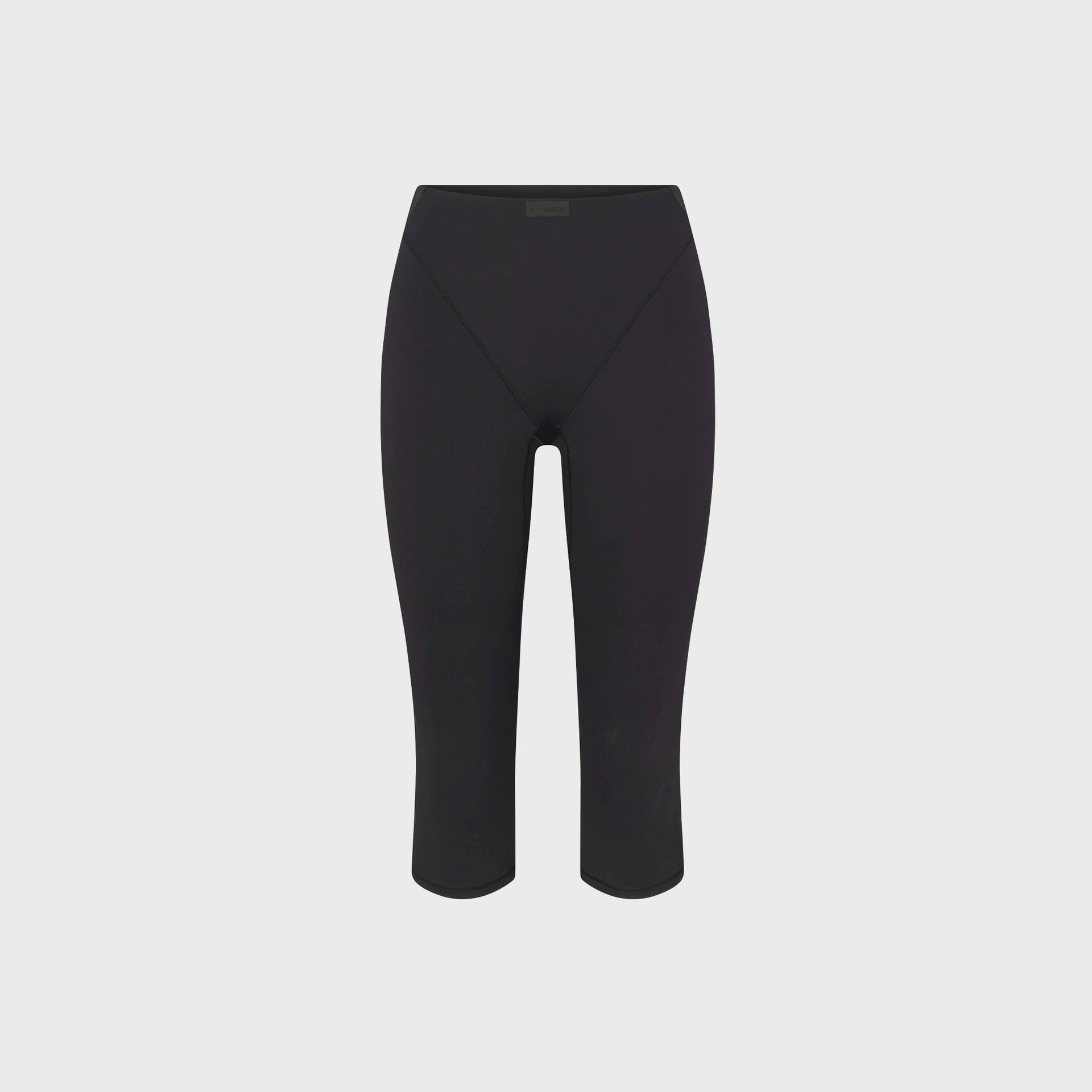 NikeSKIMS Matte V-Panel Cropped Leggings - Obsidian