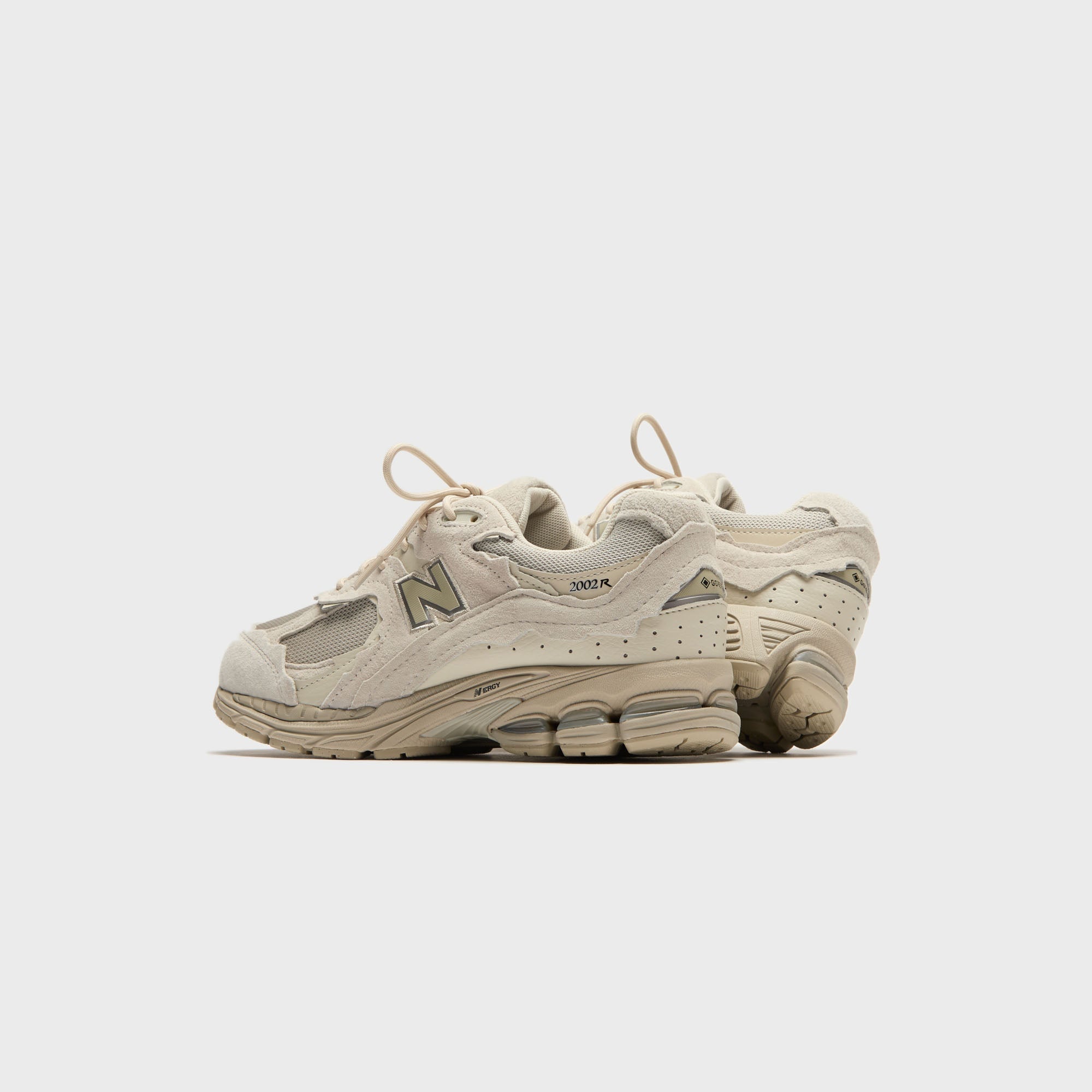 New Balance 2002R - Shipyard / Silver Metallic – Kith