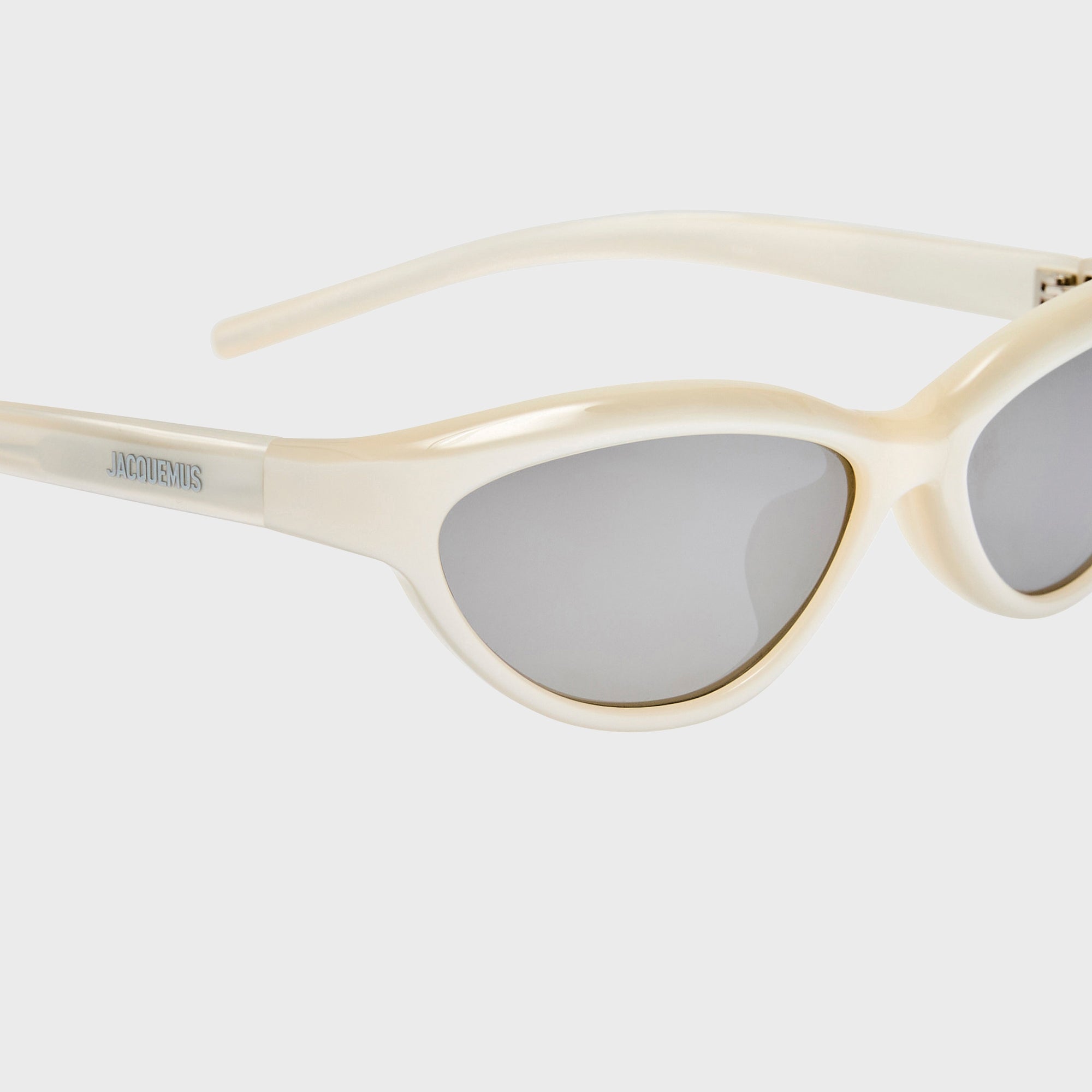 Jacquemus Curvo Frames - Metallic Pearl / Silver – Kith