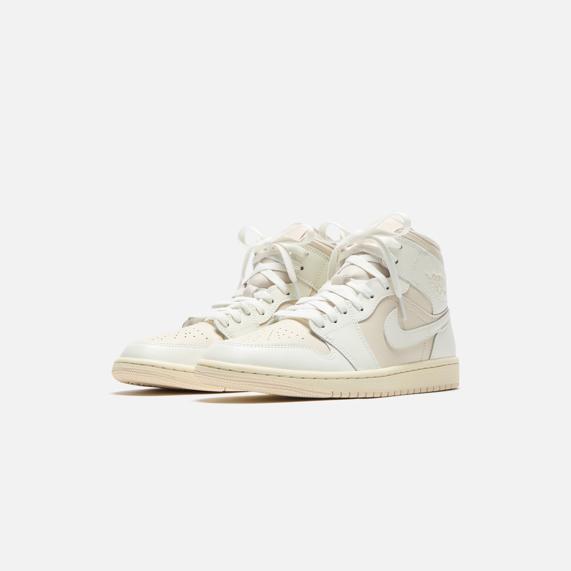 Jordan WMNS Air Jordan 1 Mid - Light Brown / Sail Muslin