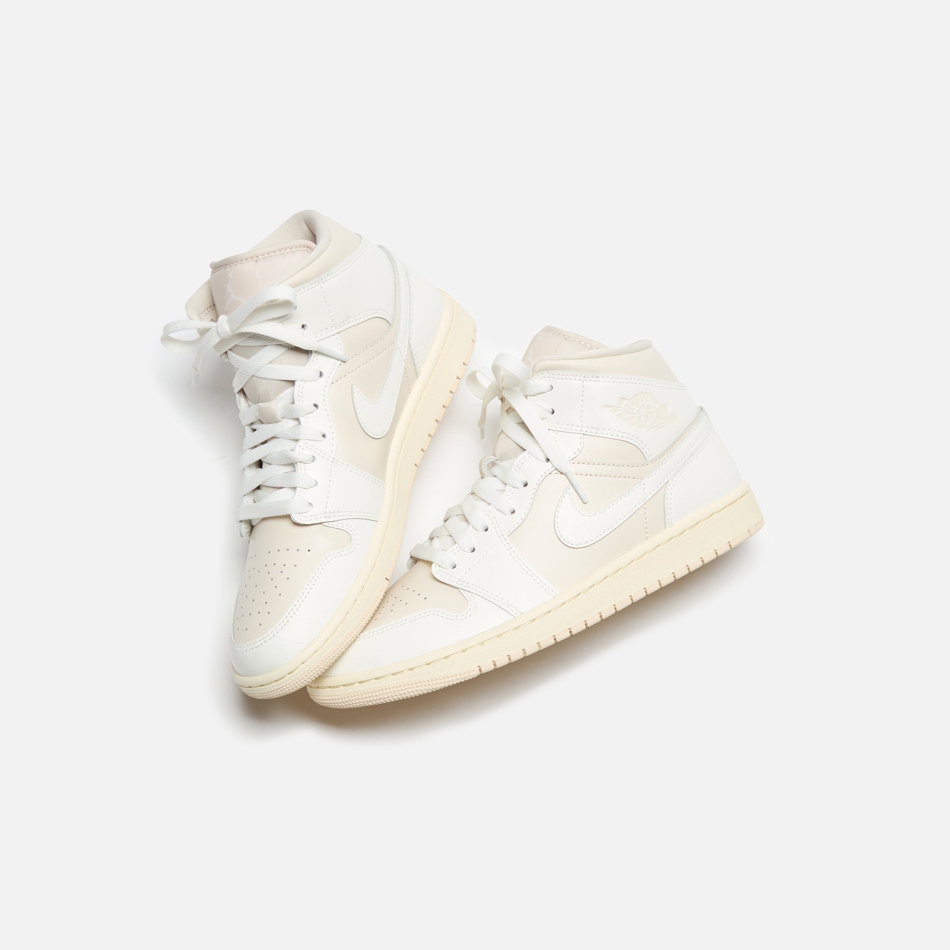 Jordan WMNS Air Jordan 1 Mid - Light Brown / Sail Muslin