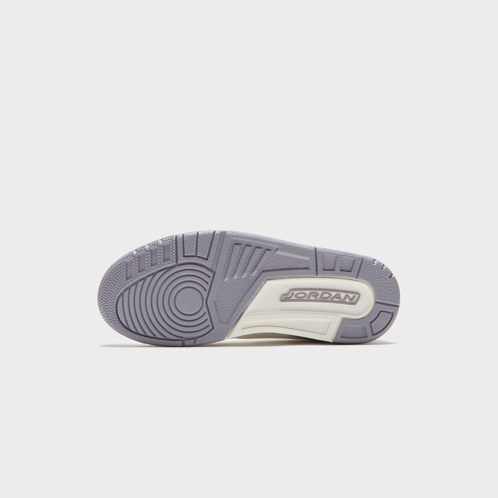 Nike WMNS Air Jordan 3 Retro - Sail / Cement Grey / Metallic