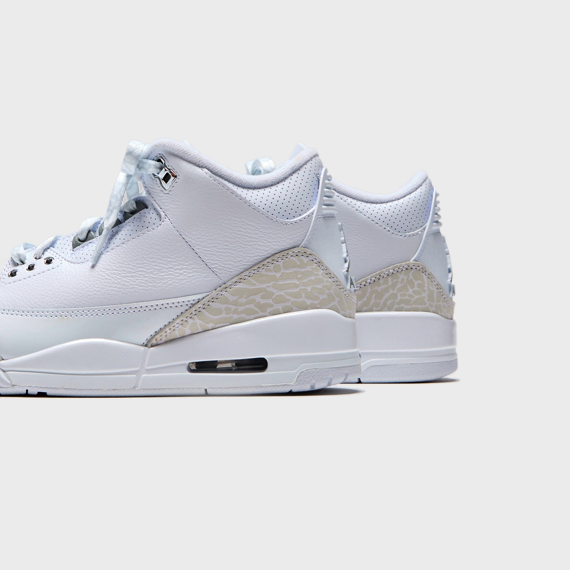 Jordan Air Jordan 3 - White / Metallic Silver – Kith