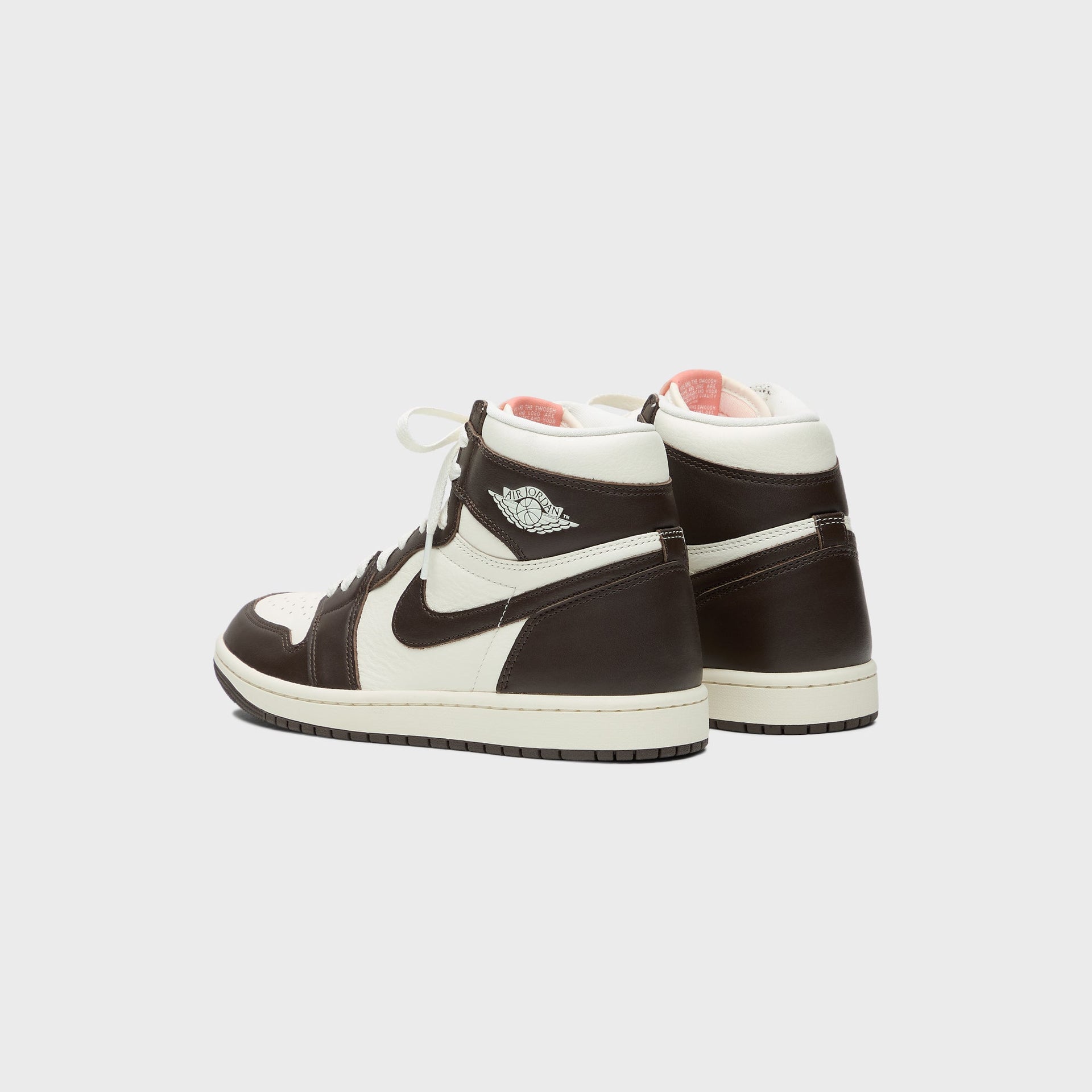 Nike WMNS Air Jordan 1 Retro High OG - Baroque Brown / Sail / Light Madder Root