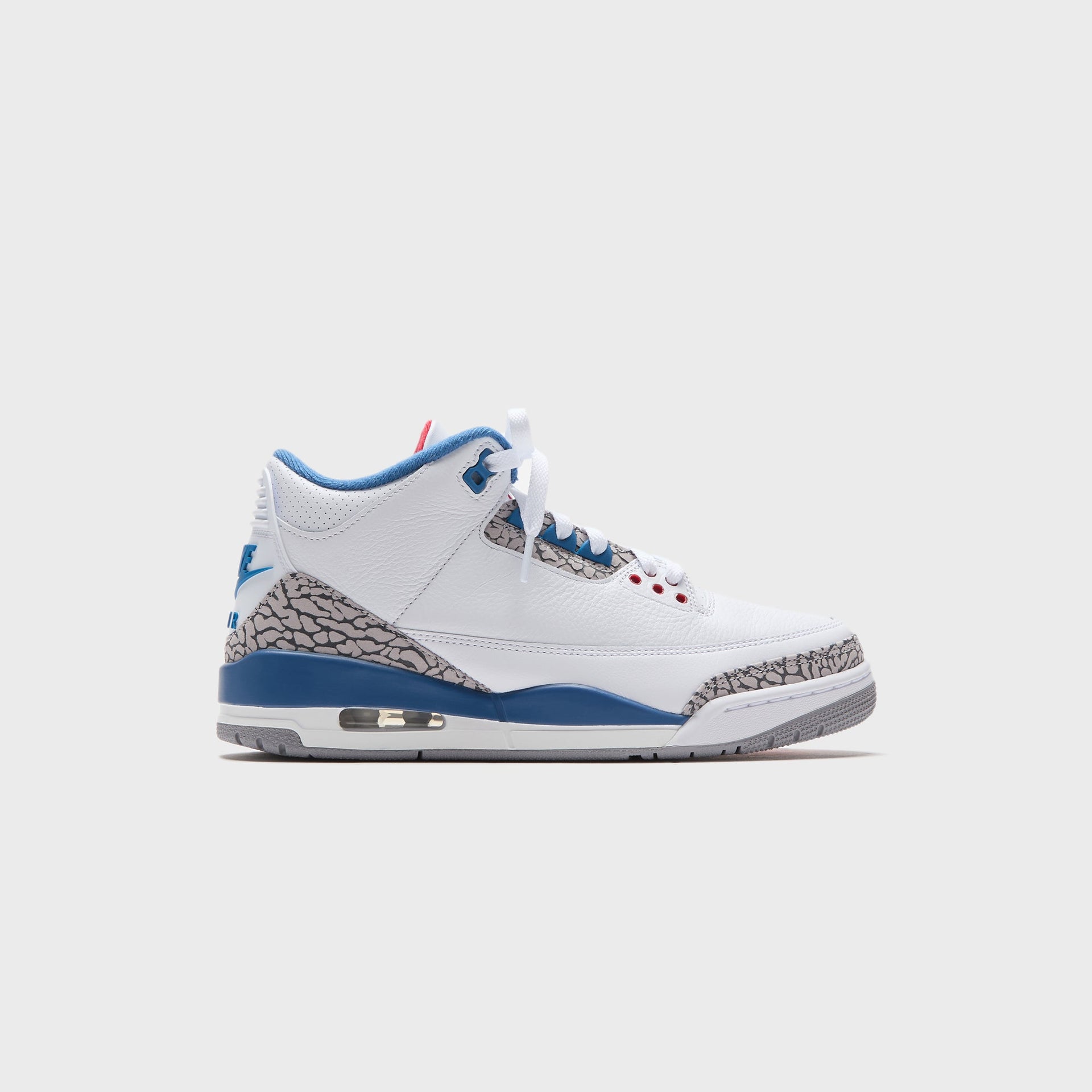 Jordan Air Jordan 3 Retro - White / True Blue / Cement Grey / Fire Red
