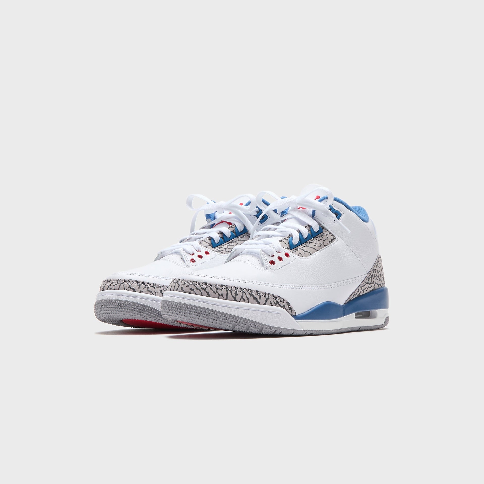 Jordan Air Jordan 3 Retro - White / True Blue / Cement Grey / Fire Red