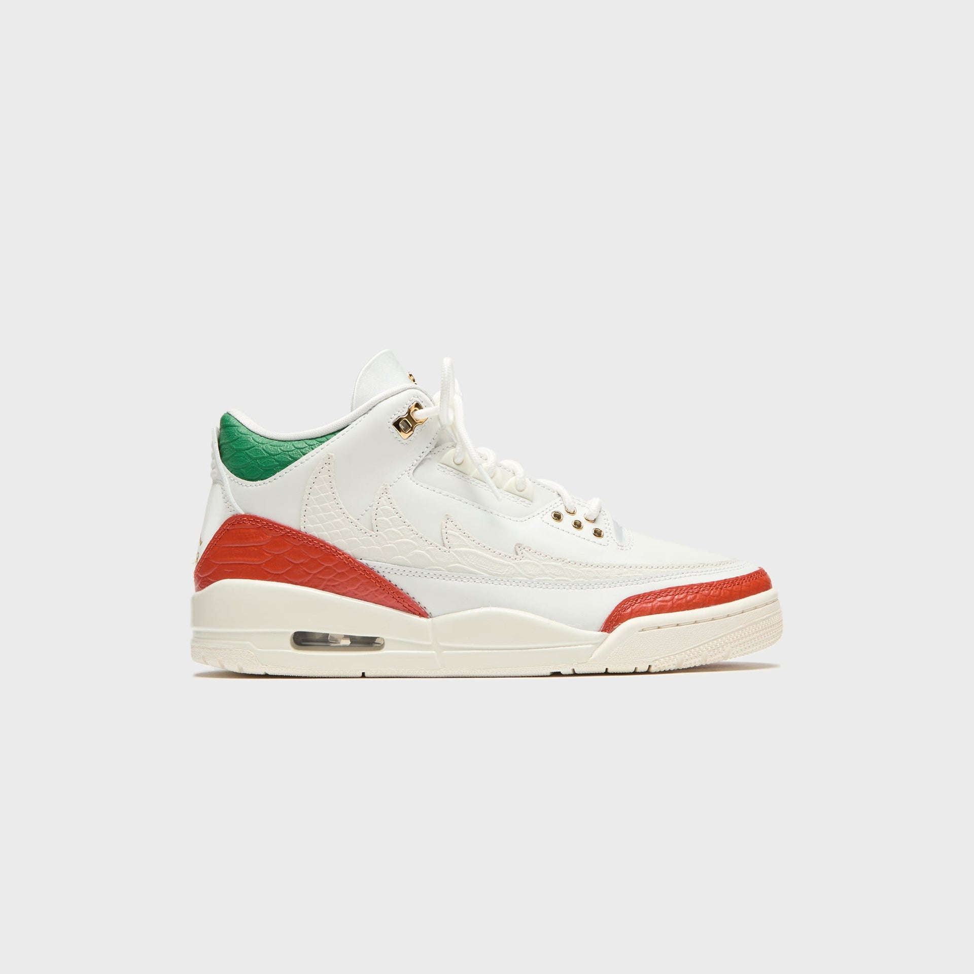 Nike Air Jordan 3 Retro - Summit White / Metallic Gold / Pine Green