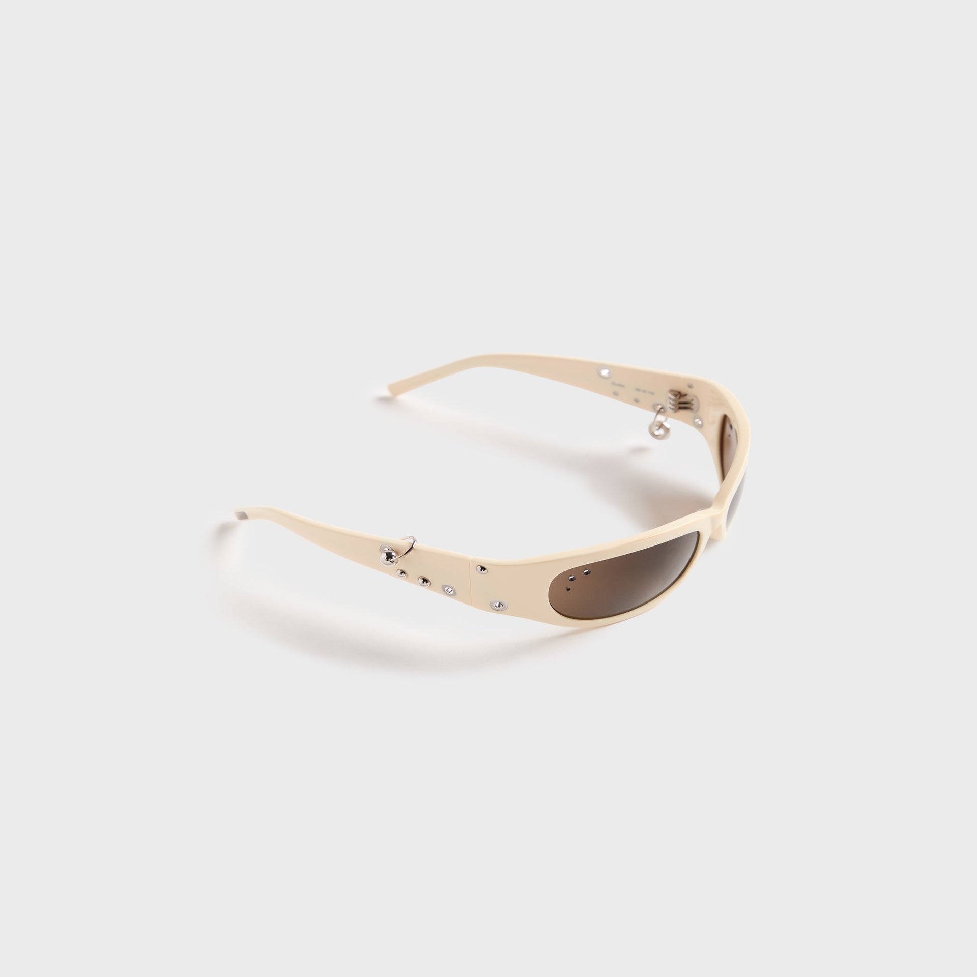 Justine Clenquet Clara Sunglasses in Beige