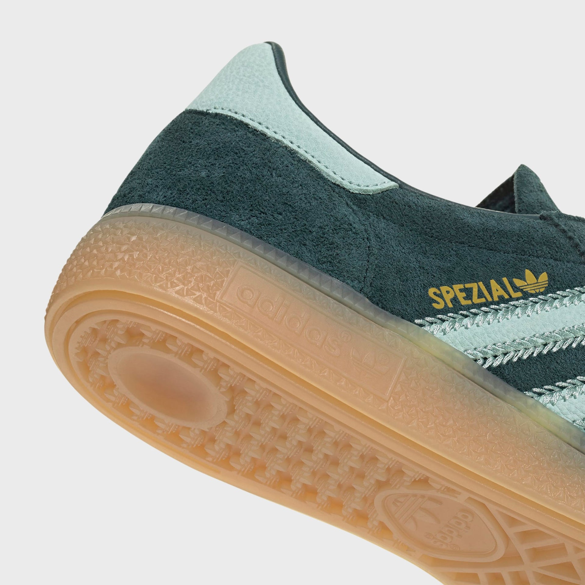 adidas WMNS Handball Spezial - Aurora Ivy / Ash Green / Gum 1