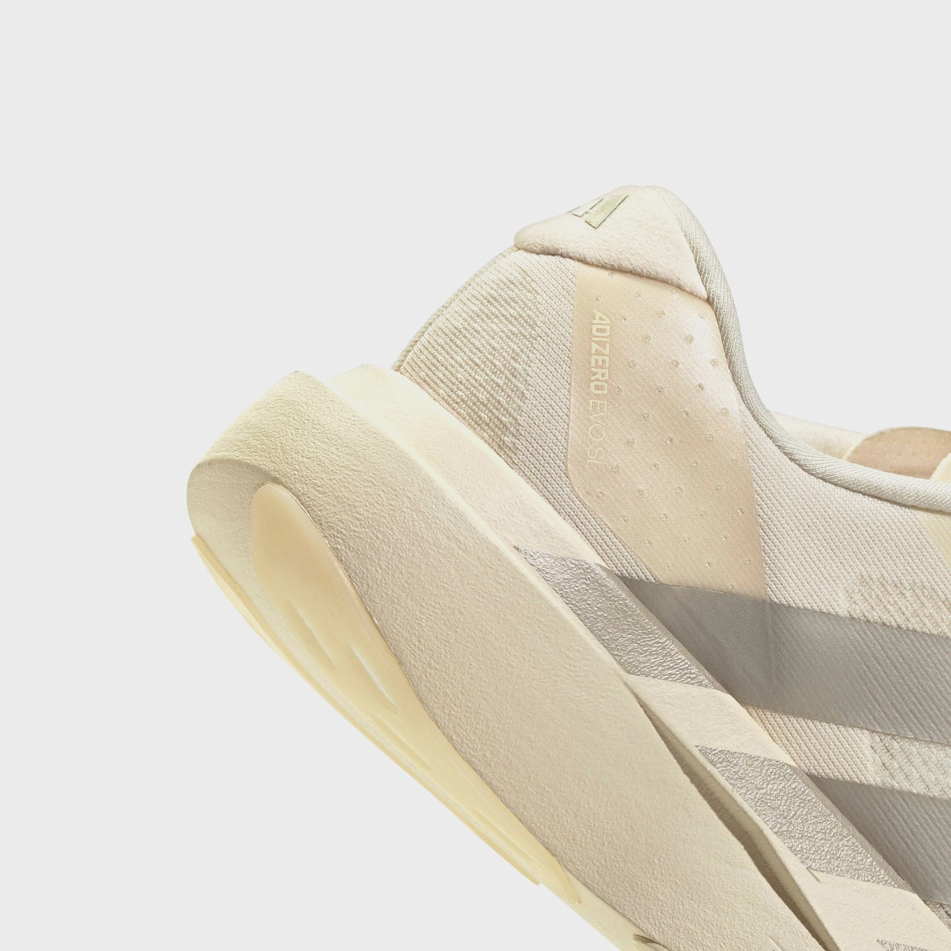 adidas Adizero Evo SL - Wonder White / Cyber Metallic / Warm Vanilla