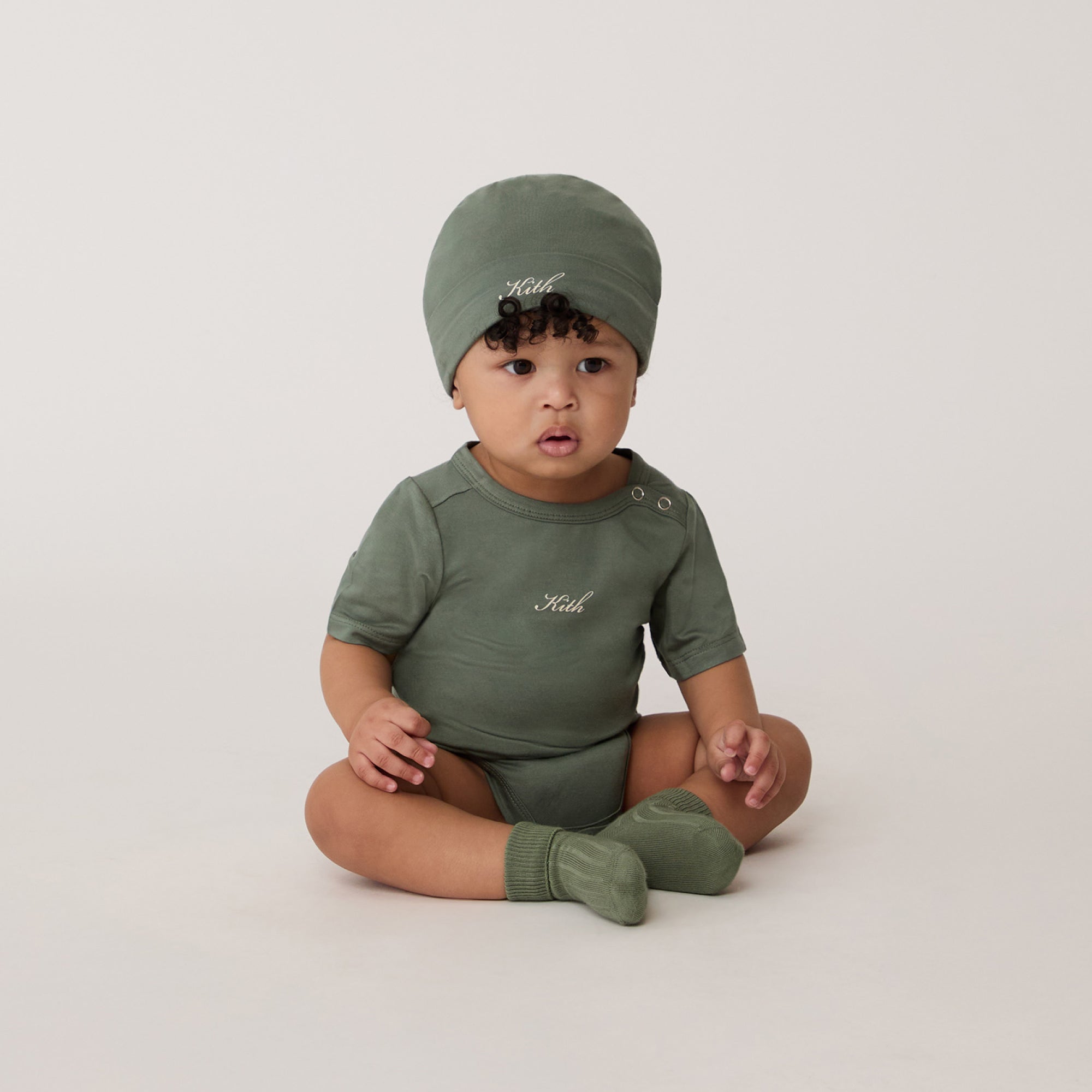kith ロンパース  ボア　アウター　Faux Sherpa Coverall Kith Baby New York to the World Sherpa Coverall - Silk