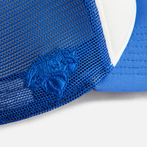 Kith Kids & New Era for the New York Knicks Skyline Trucker Cap - Royal