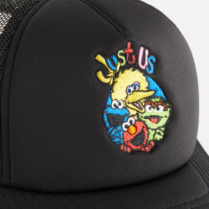 Kith Kids for Sesame Street Just Us Trucker Hat - Black