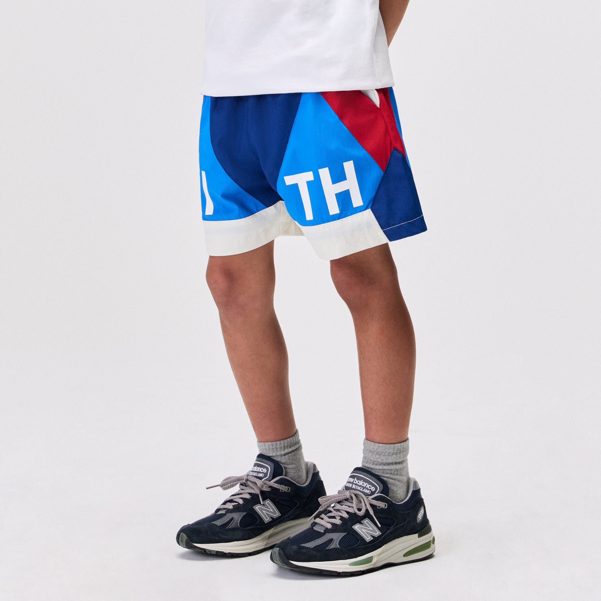 KITH KIDS メッシュ半ズボン 青・紺 Kith Kids Hybrid Turbo Short - Cobalt