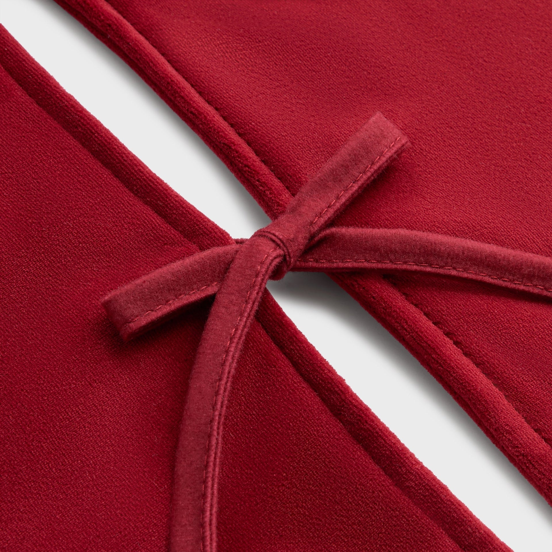 Kithmas Velvet Christmas Tree Skirt - Allure - PH