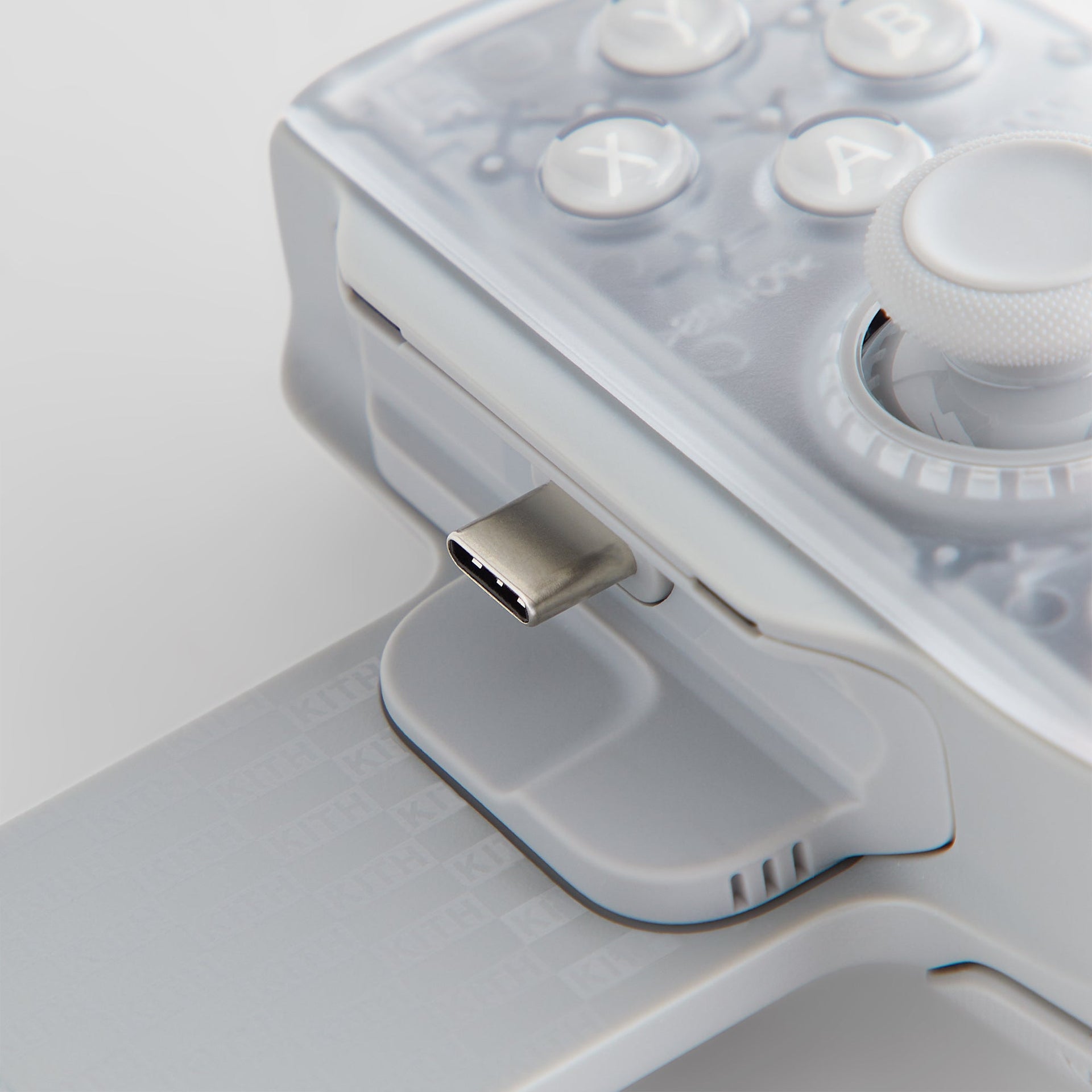 Kith for Backbone Pro Mobile and Wireless Gaming Device - Frost - PH