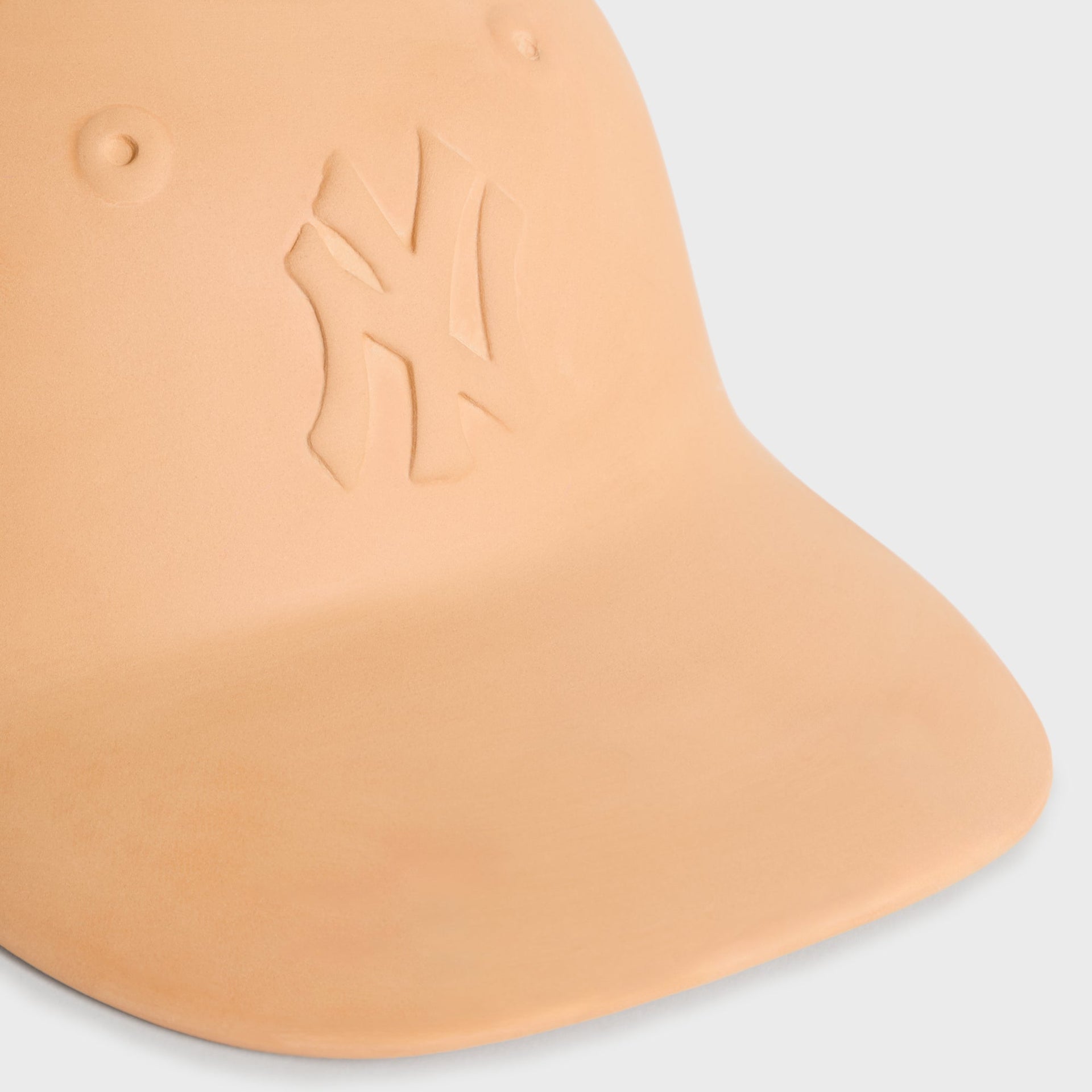 Kith for the New York Yankees Cap Terracotta Plant Holder - Multi