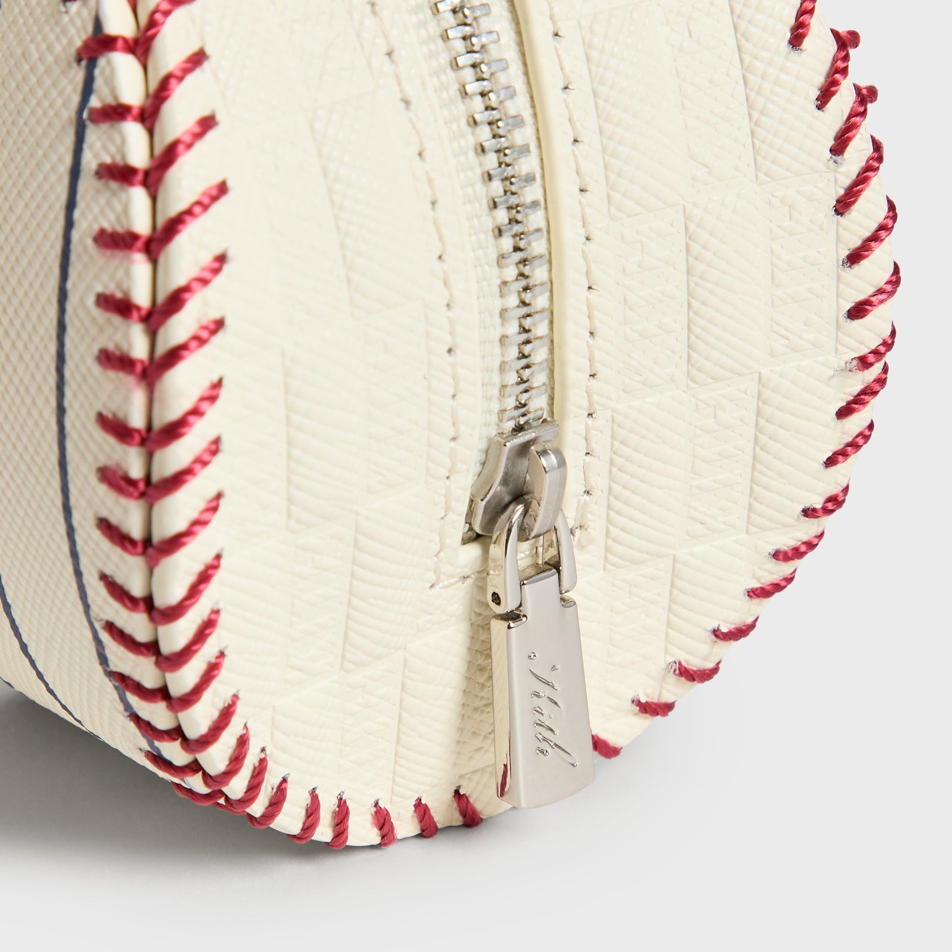 Kith for the New York Yankees Leather Baseball Pouch - Sandrift