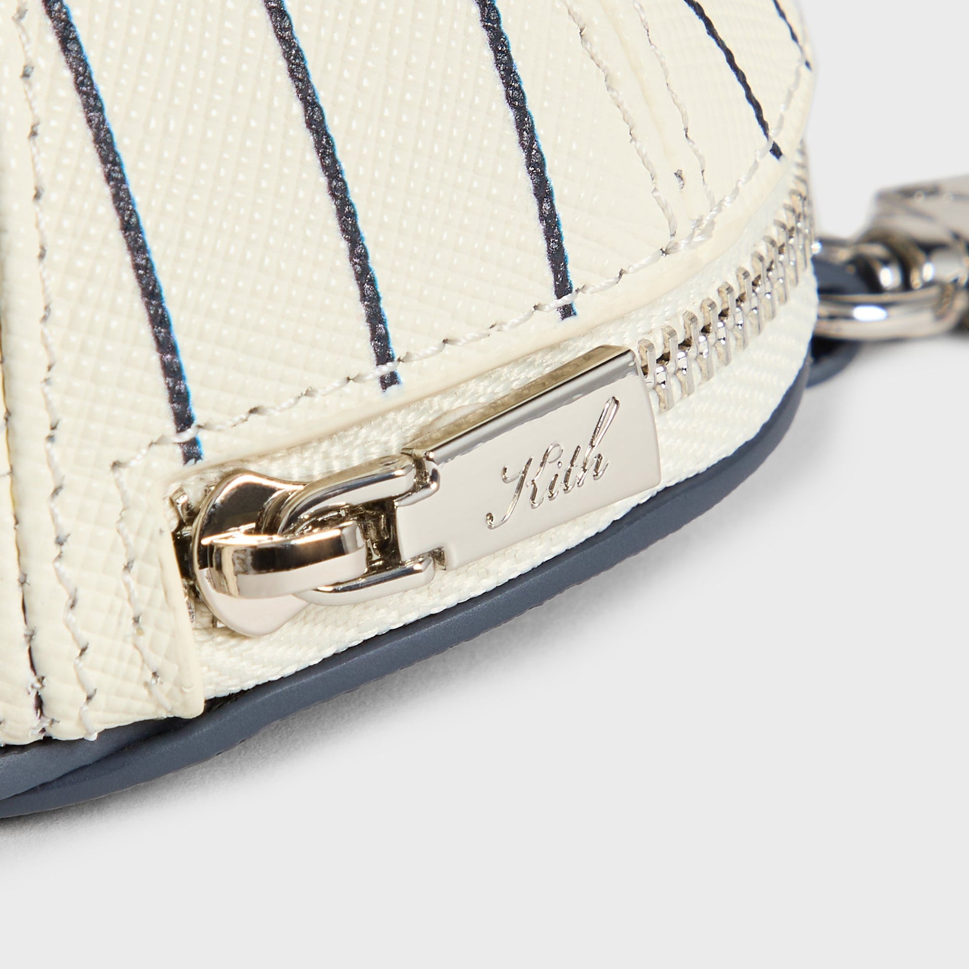 Kith for the New York Yankees Baseball Cap Leather Pouch - Sandrift