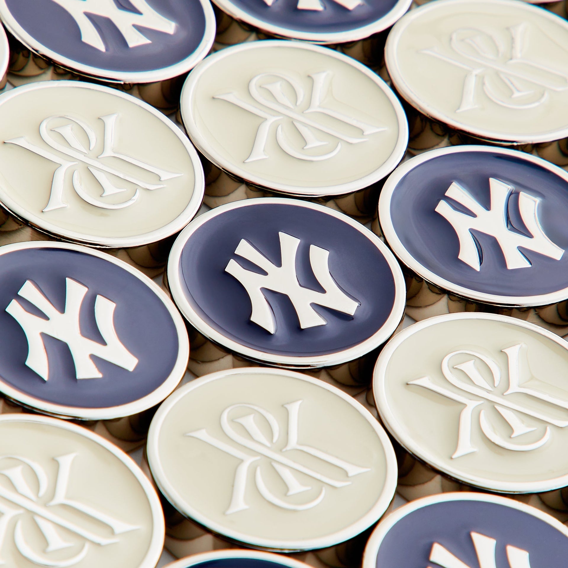 Kith for the New York Yankees Backgammon Set - Nocturnal - PH