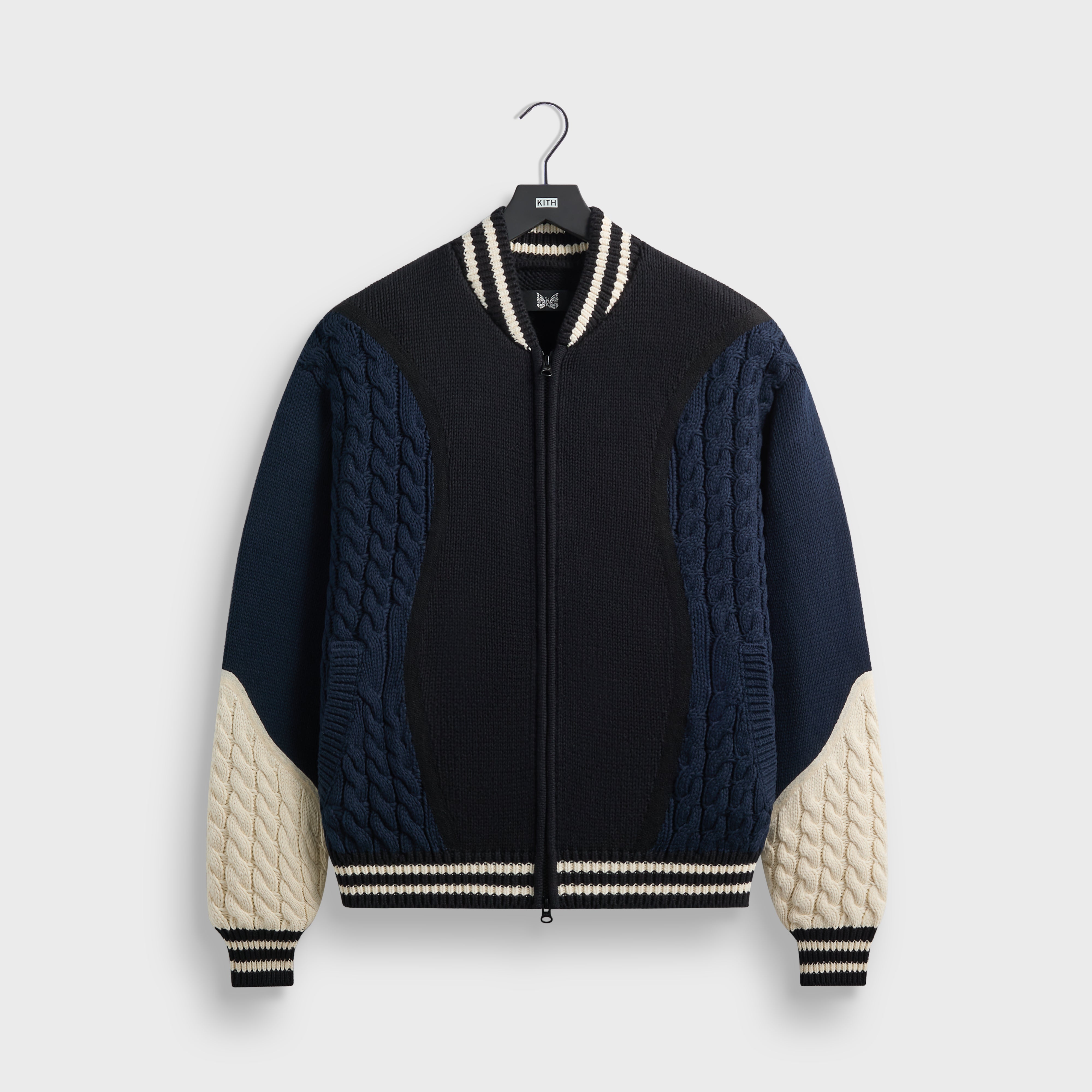 KHM011093-001_P_28114408_Front