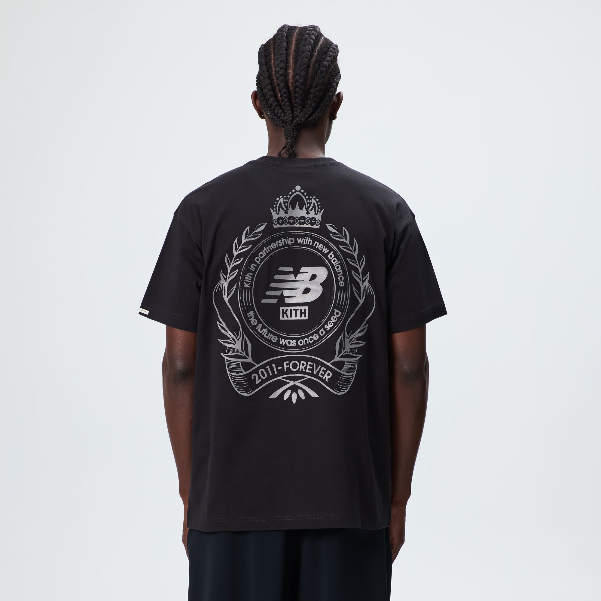 KITH x New Balance コラボ シャツ Mサイズ Kith & New Balance Crest Pocket Tee - Black