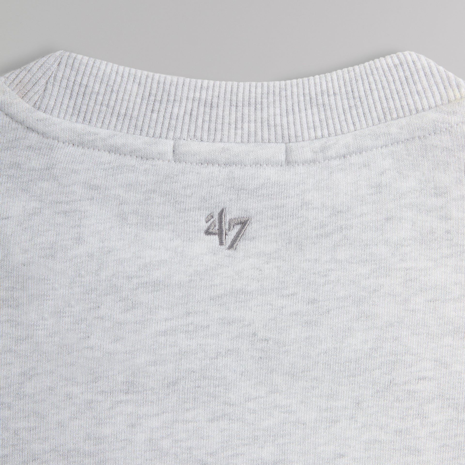 Kith & '47 for the NFL: Raiders Nelson Crewneck - Light Heather Grey