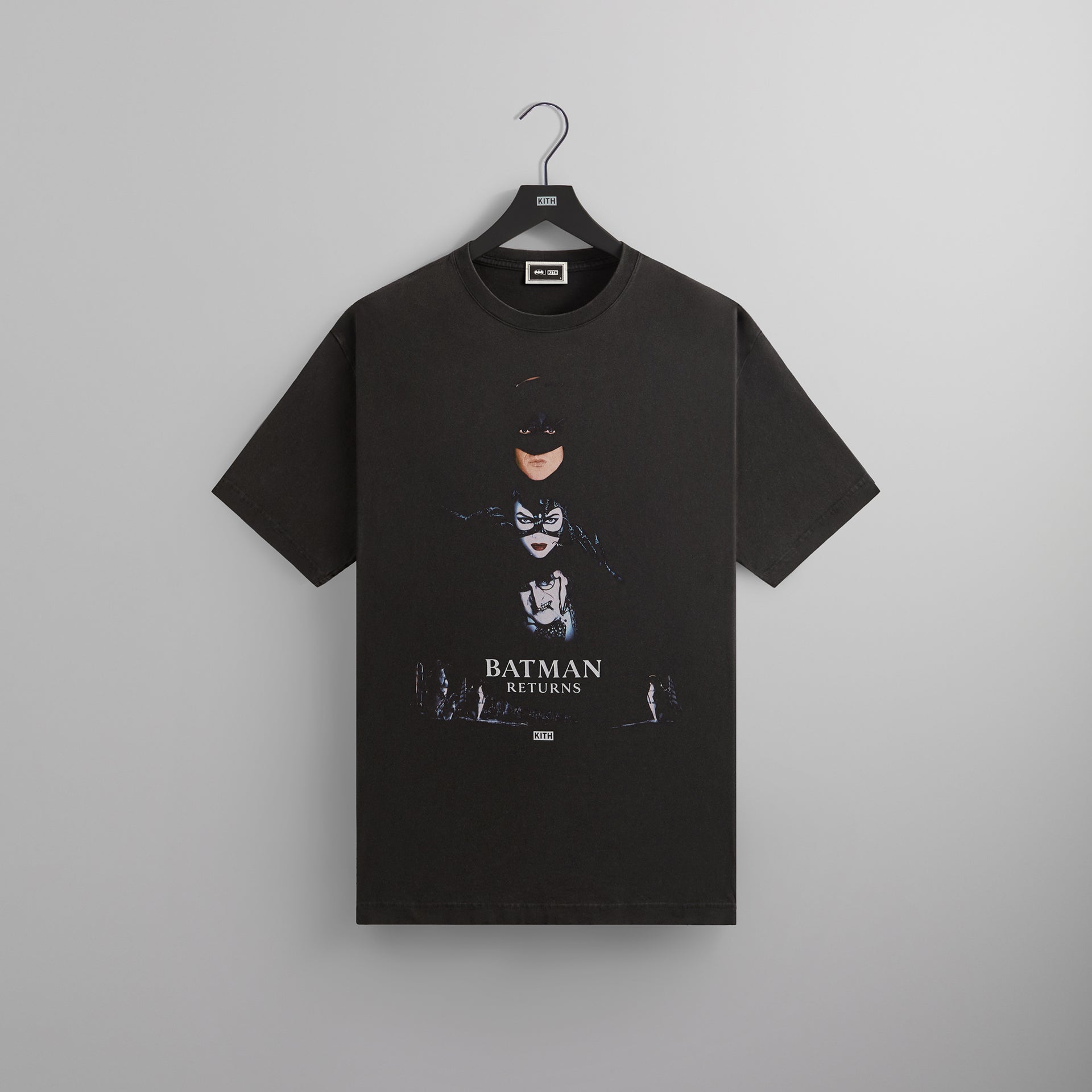 Batman | UrlfreezeShops Returns Vintage Tee - Black