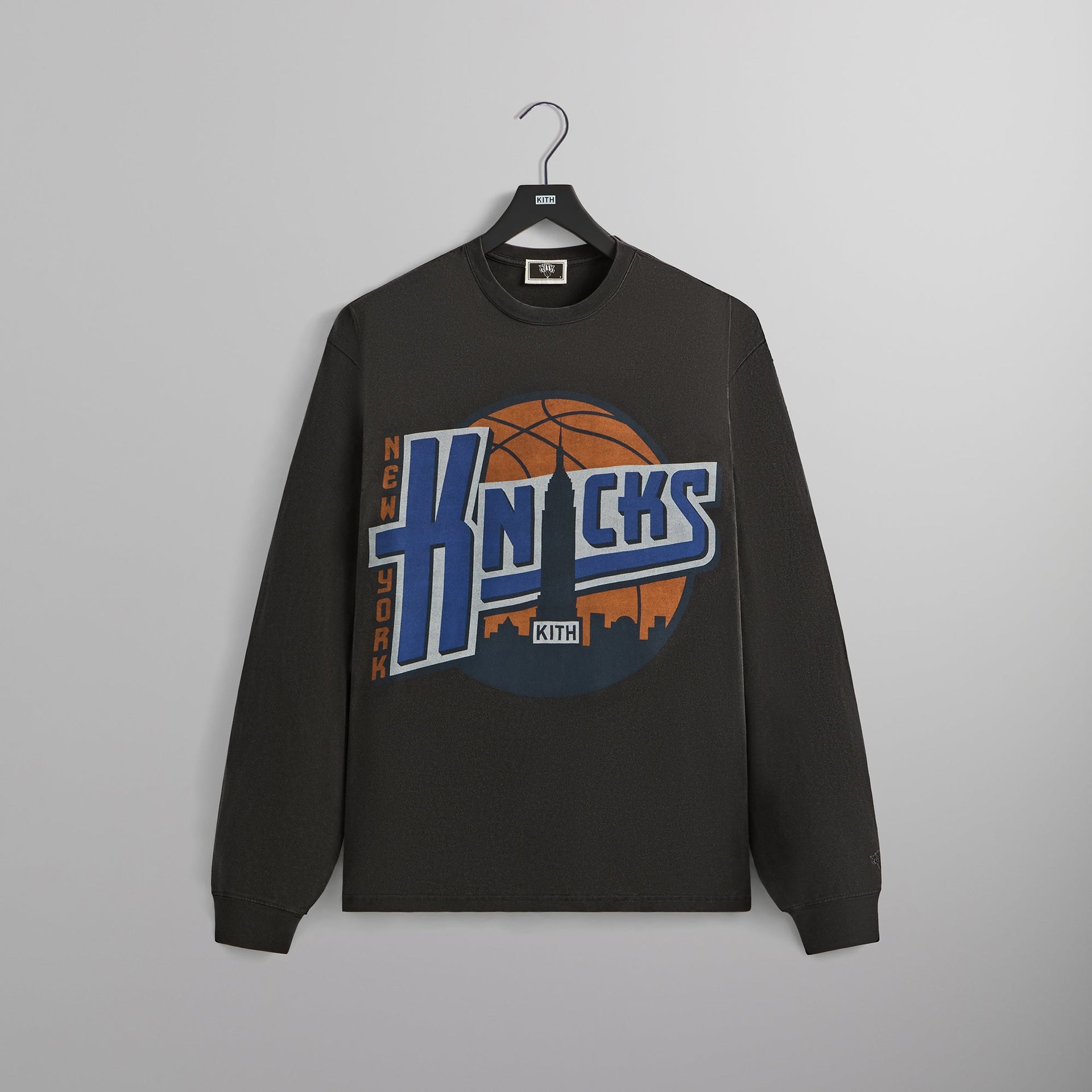 Kith for the New York Knicks City Vintage Long Sleeve Tee - Black PH