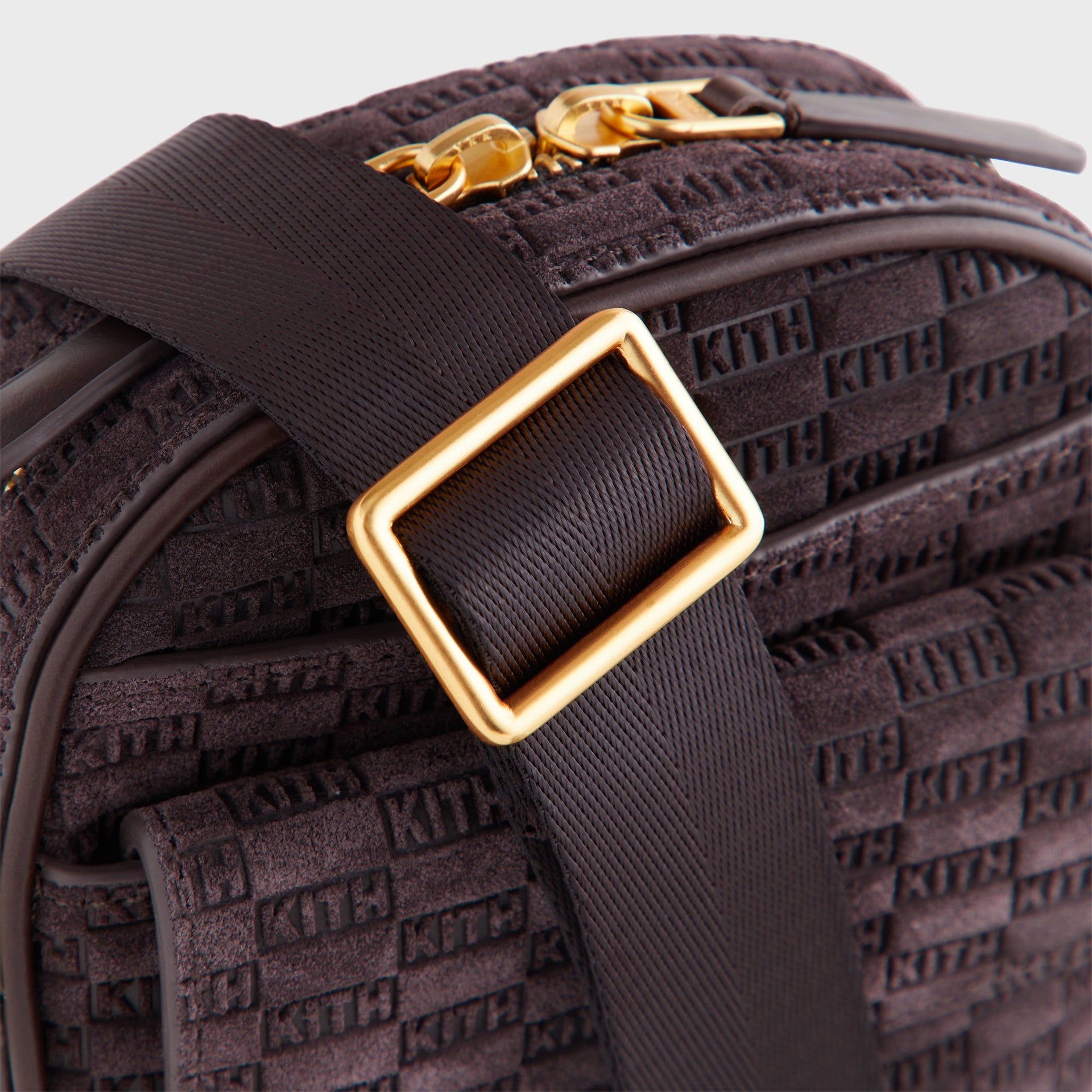 Erlebniswelt-fliegenfischenShops Monogram Suede Passenger K15 Bag - Incognito