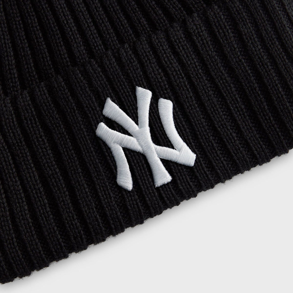 Kith & New Era for the New York Yankees Knit Beanie - Black