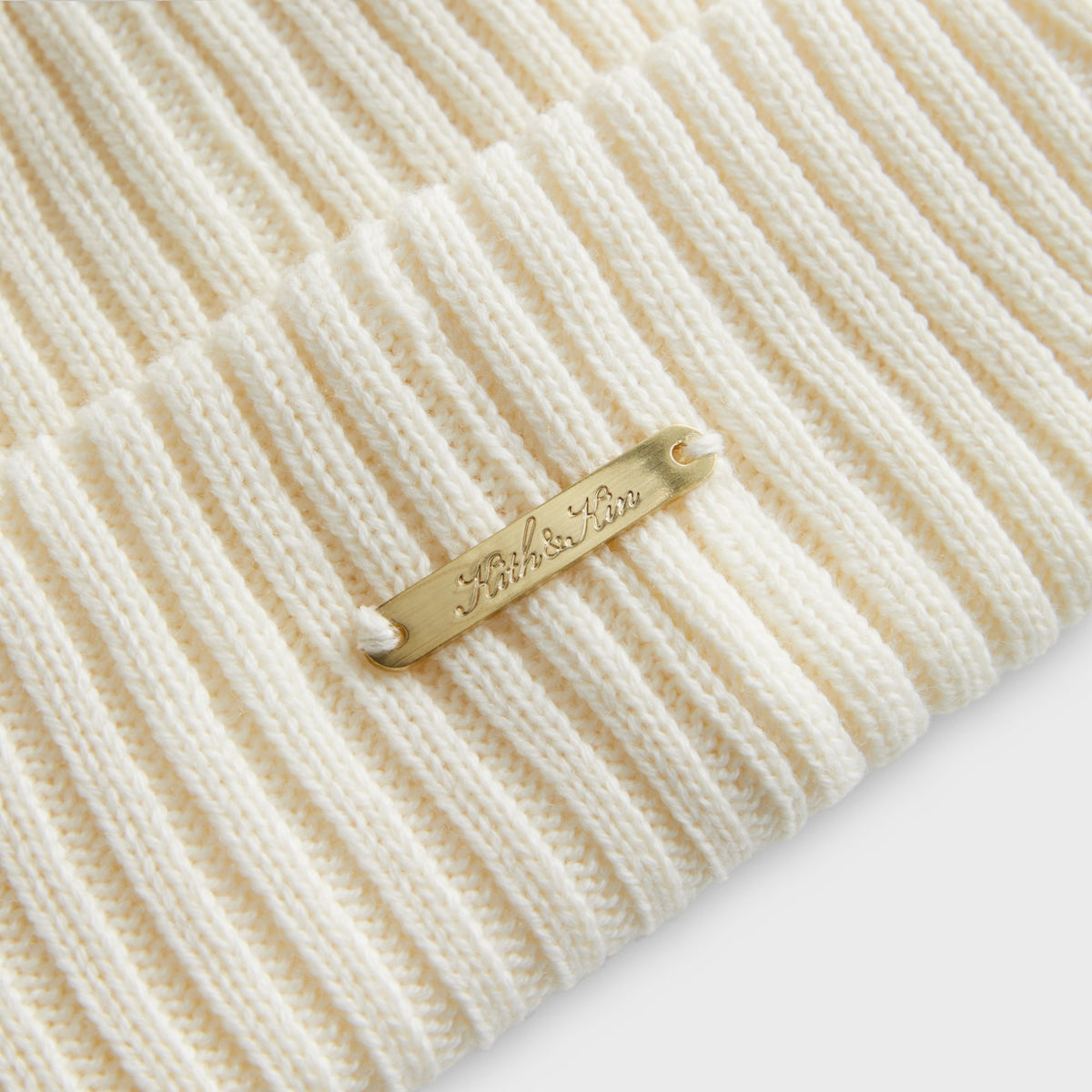 Kith & New Era for the New York Yankees Knit Beanie - Sandrift
