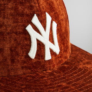 UrlfreezeShops & New Era for the New York Yankees Chenille Chainstitch 59FIFTY Low klobuk - Briar