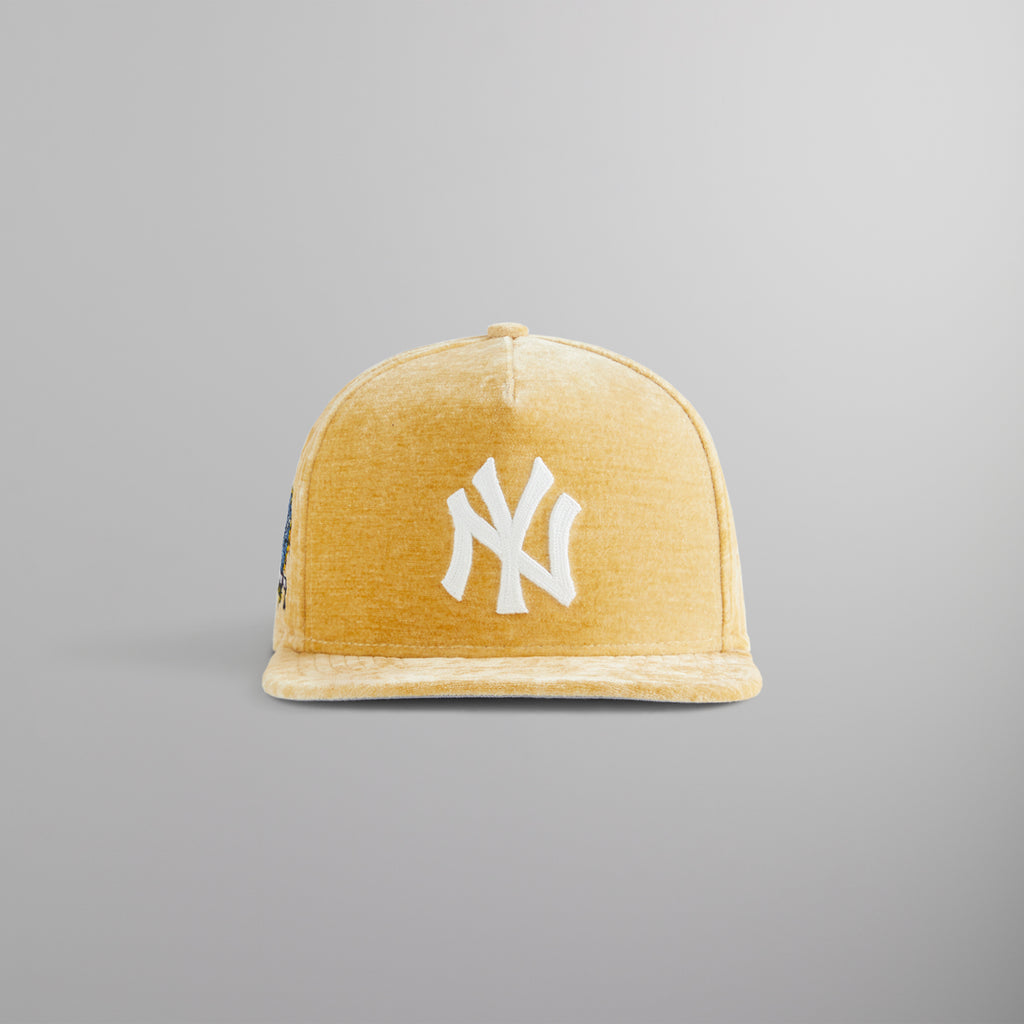 Kith & New Era for the New York Yankees Chenille 9FIFTY A-Frame Snapba