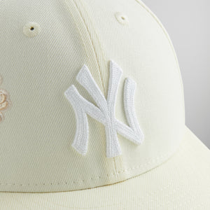 Kith & New Era for the New York Yankees Paisley 59FIFTY Low Profile - Sandrift