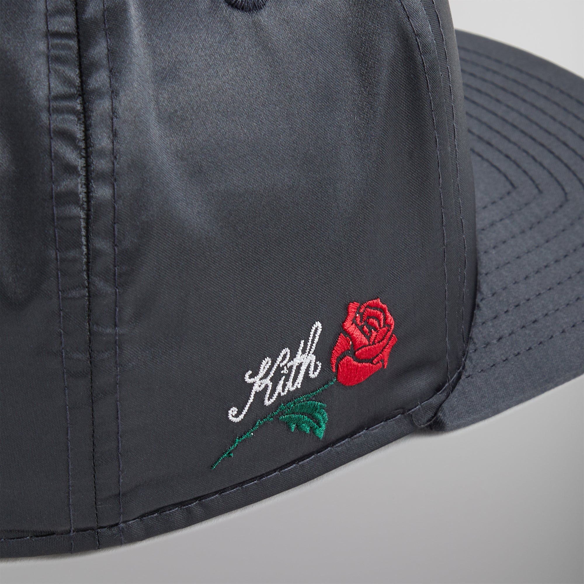 Kith & New Era for the New York Yankees Satin 9FORTY