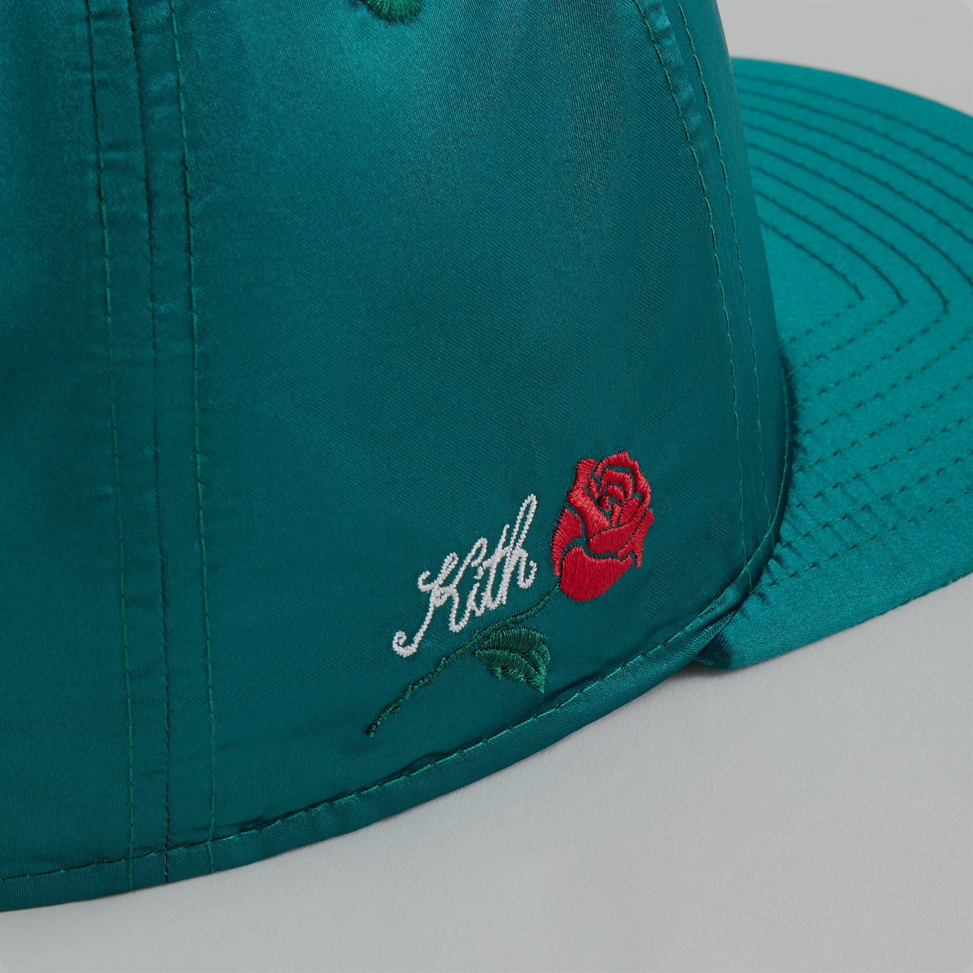 Kith & New Era for the New York Yankees Satin 9FORTY Snapback - Scout